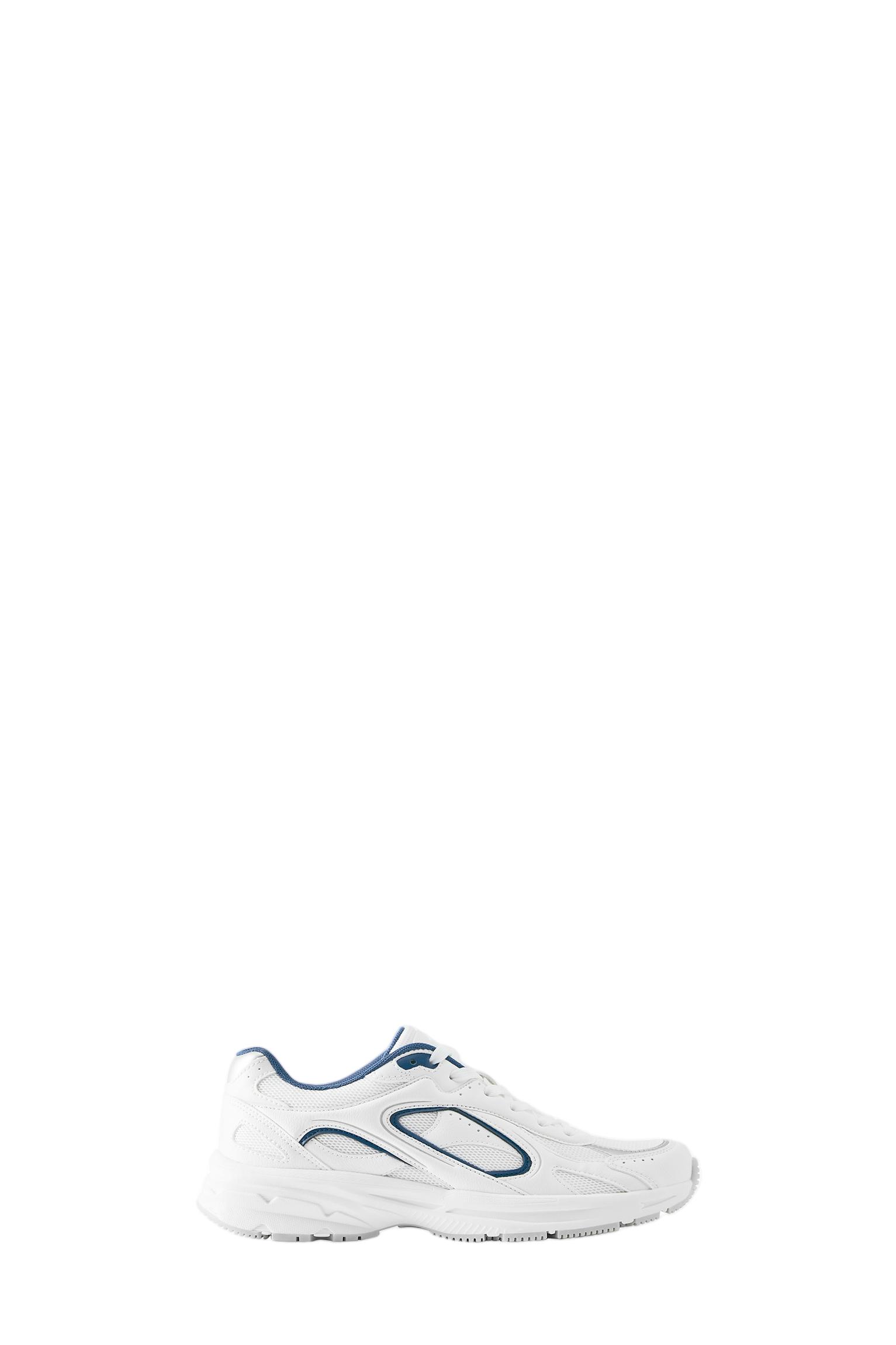 Multi-piece trainers — White