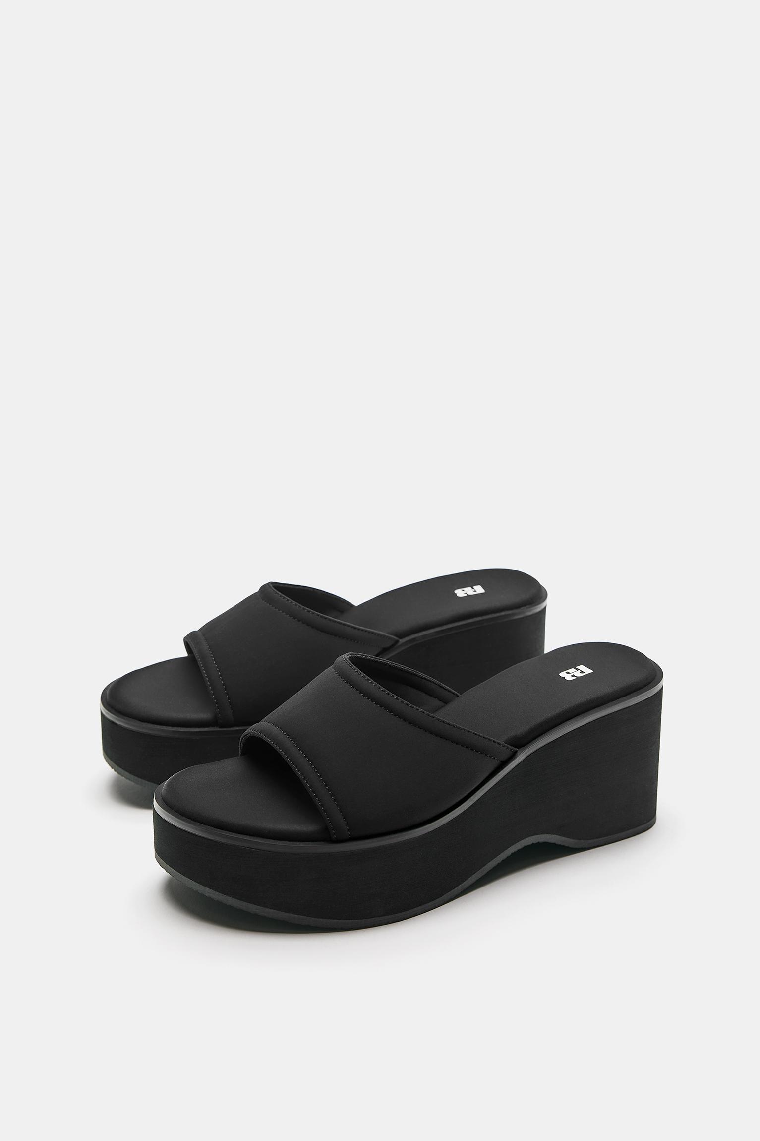 Platform wedge sandals — Black
