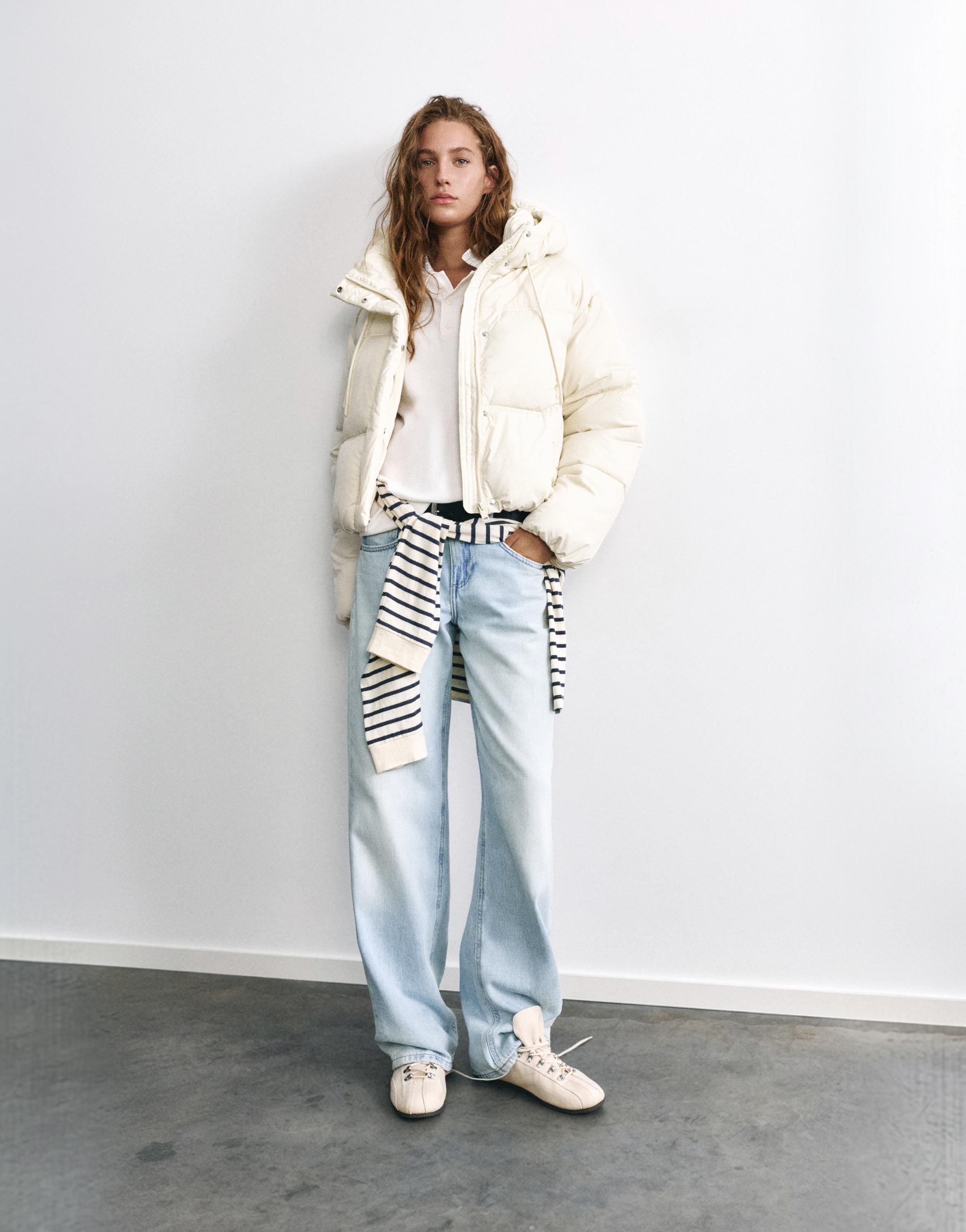 Cropped puffer jacket — Ecru