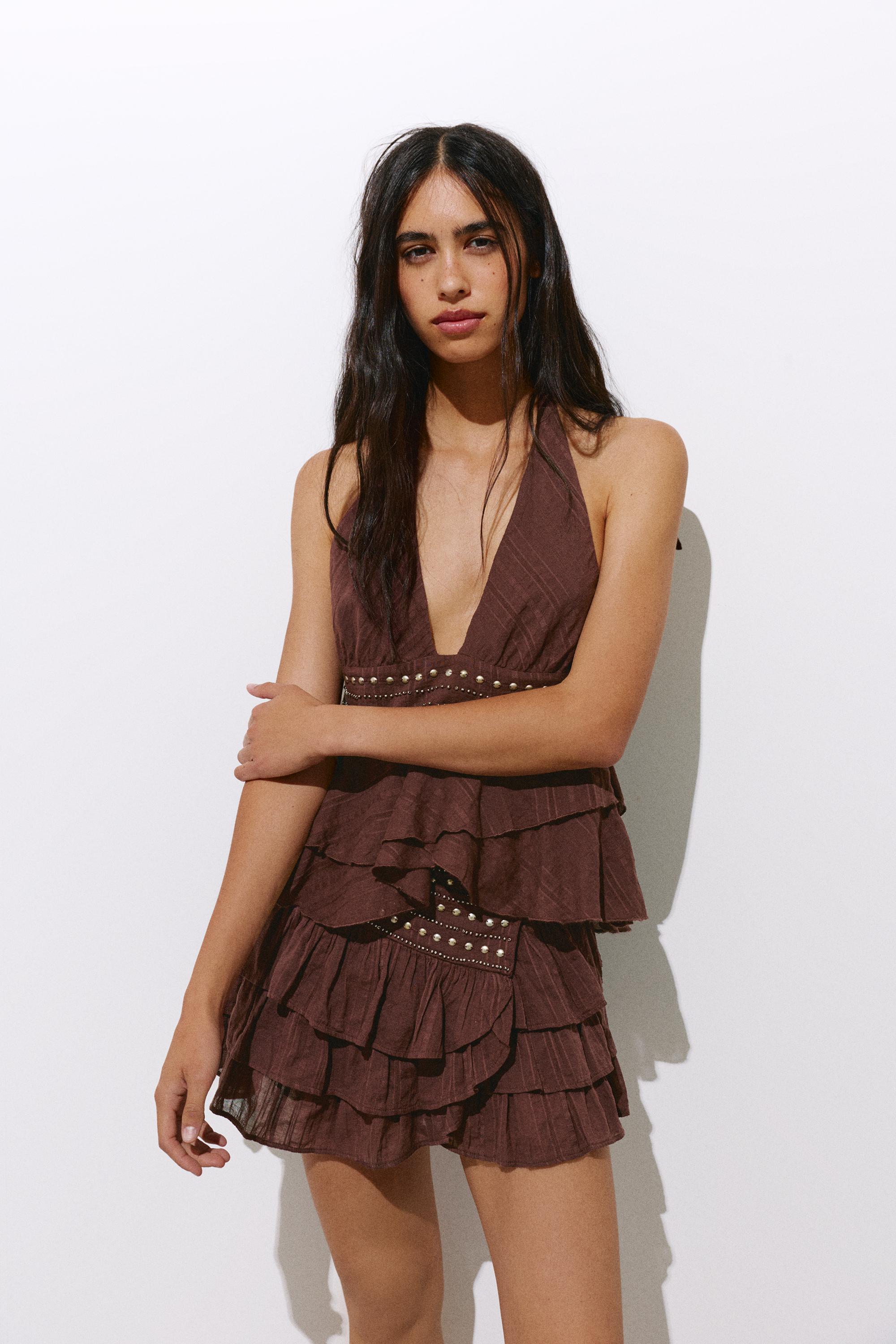 Ruffled mini skirt with studs — Brown