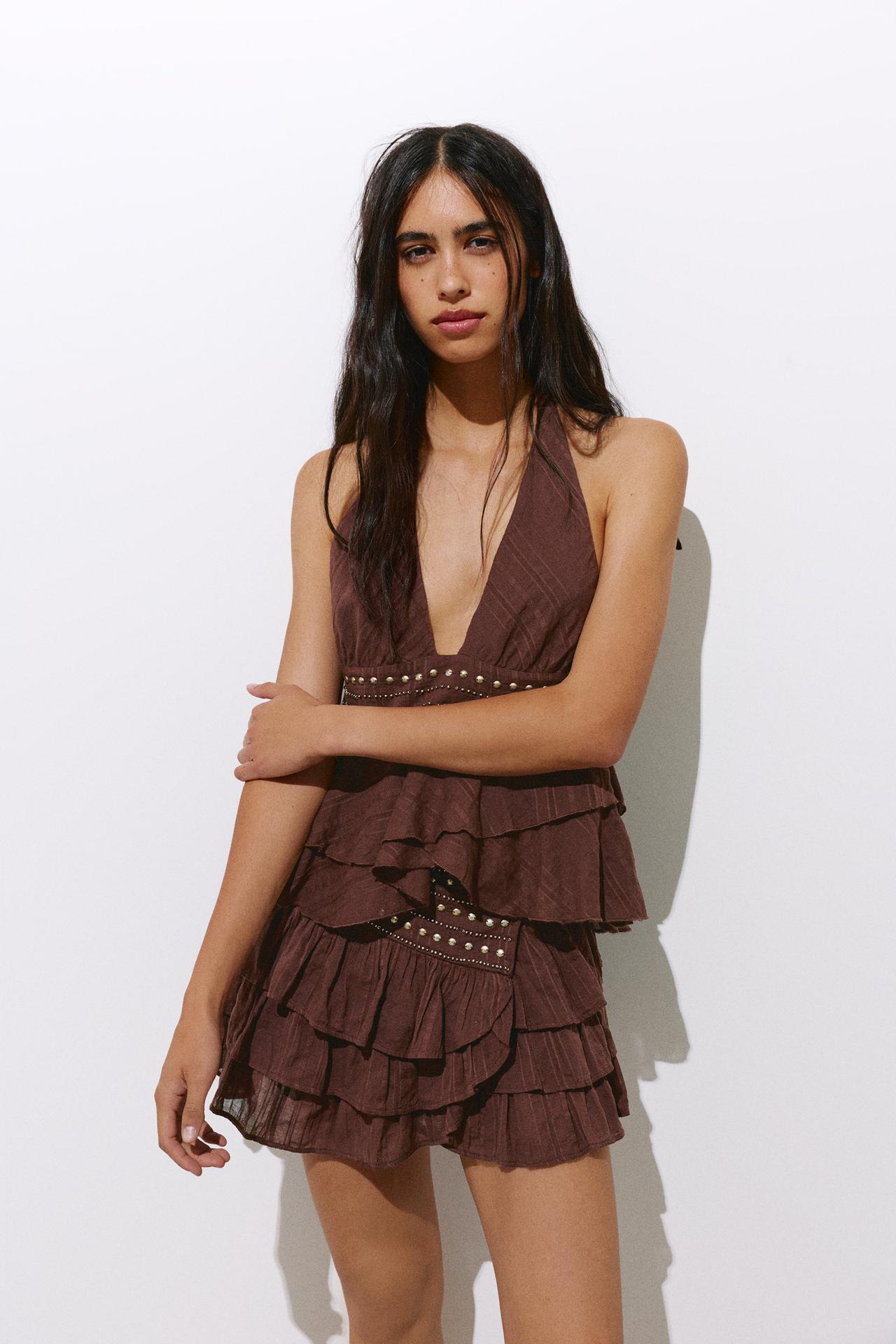 Ruffled mini skirt with studs — Brown