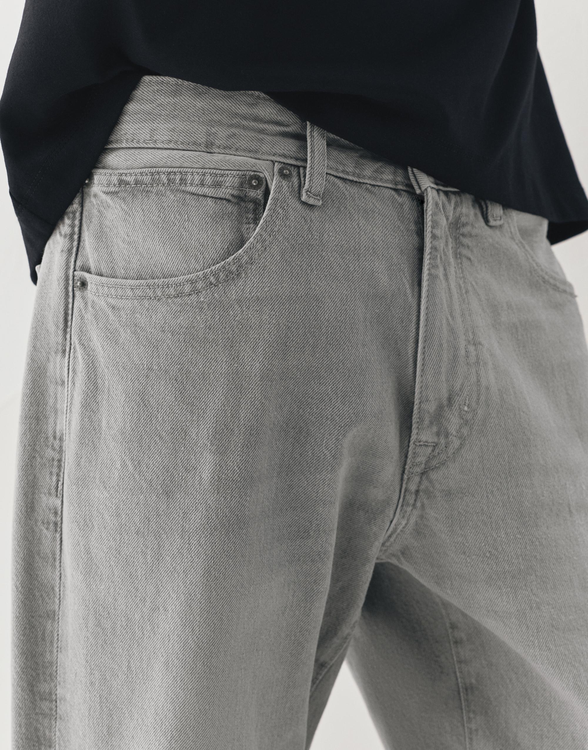 Standard jeans — Pale grey