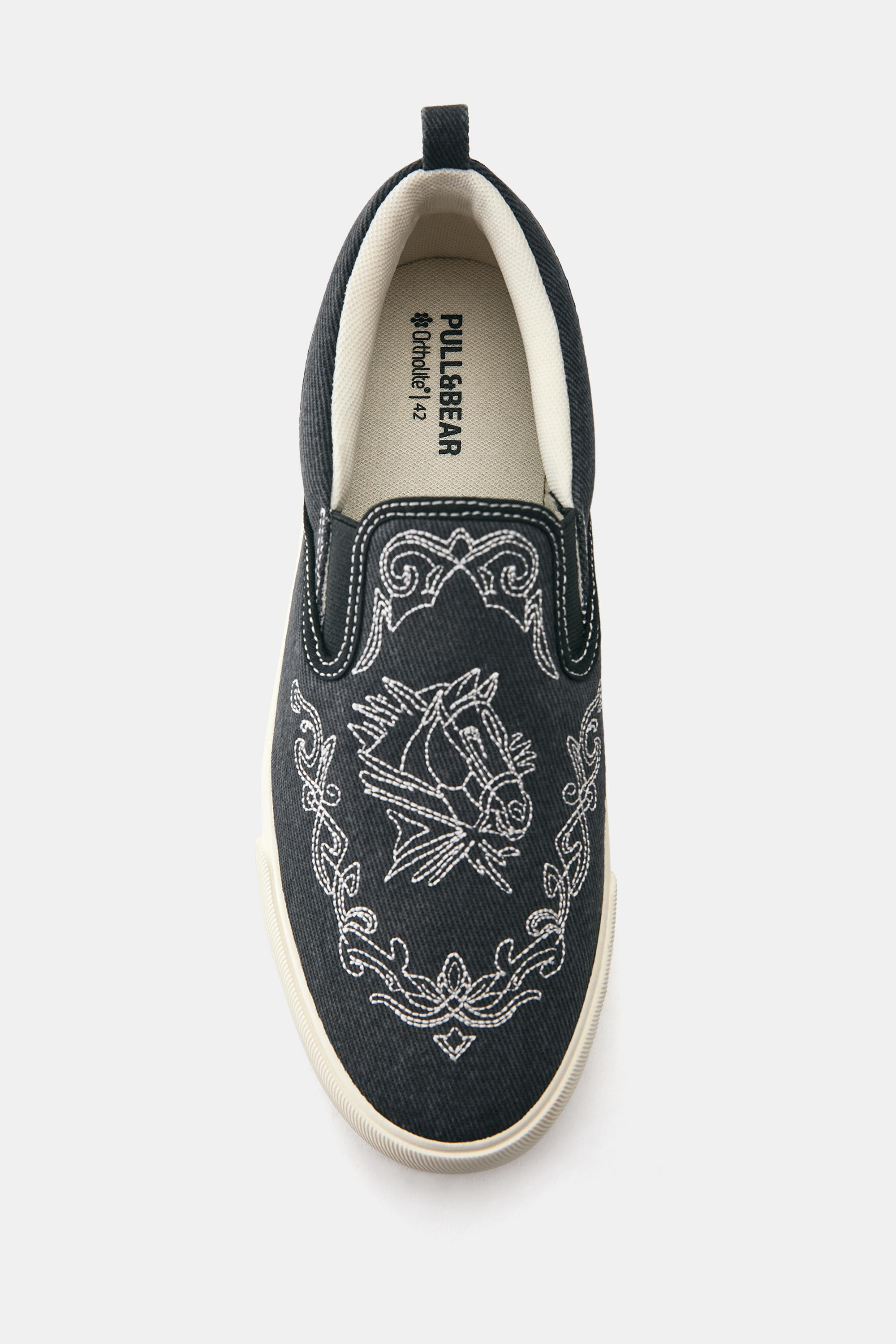 Embroidered canvas trainers — Black