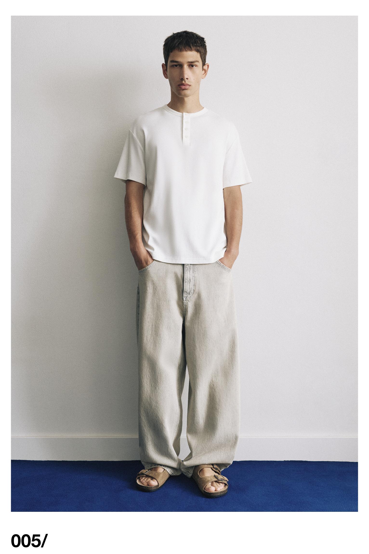 Slim-fit Henley T-shirt — White