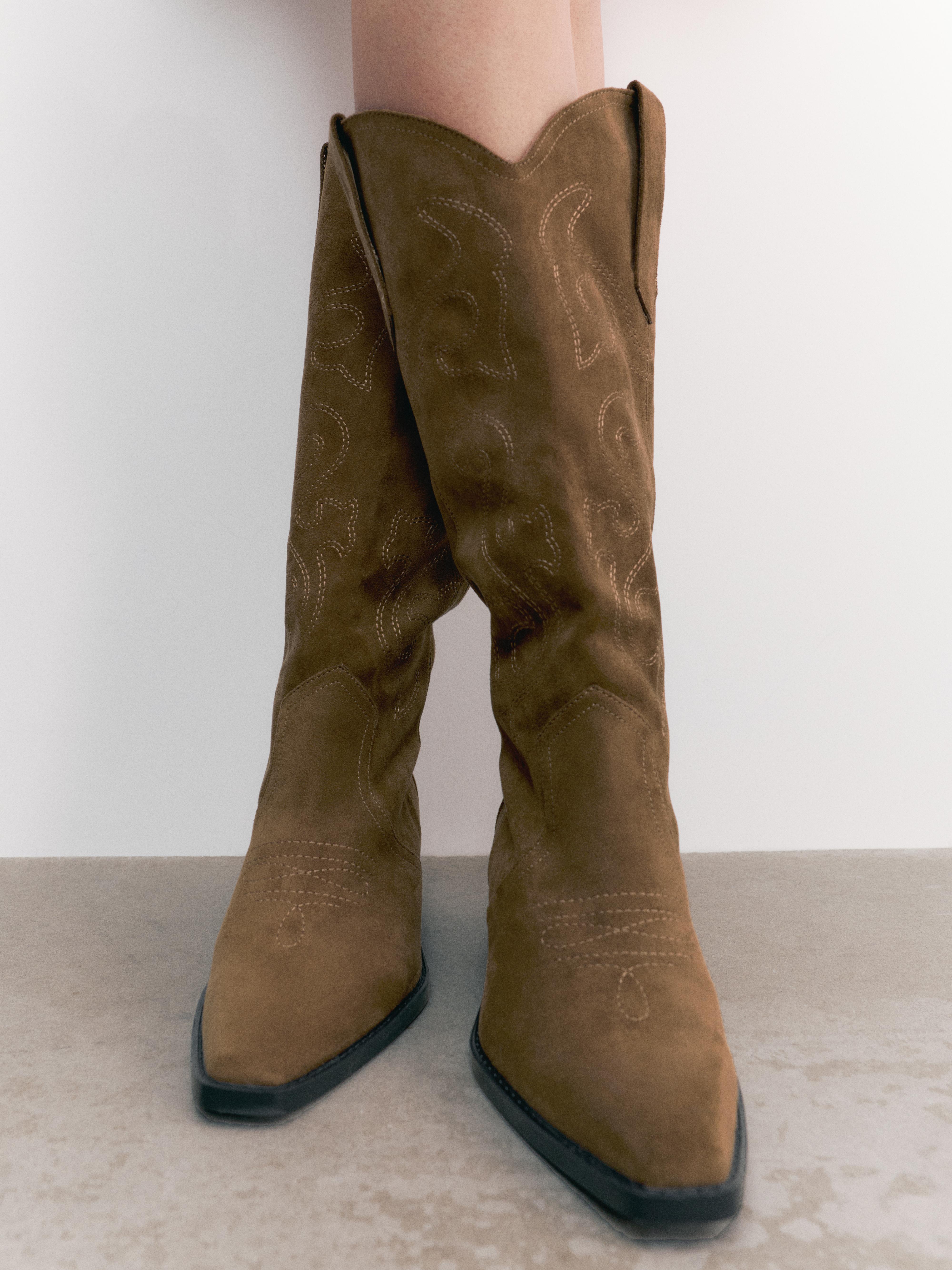 Cowboy boots — Brown
