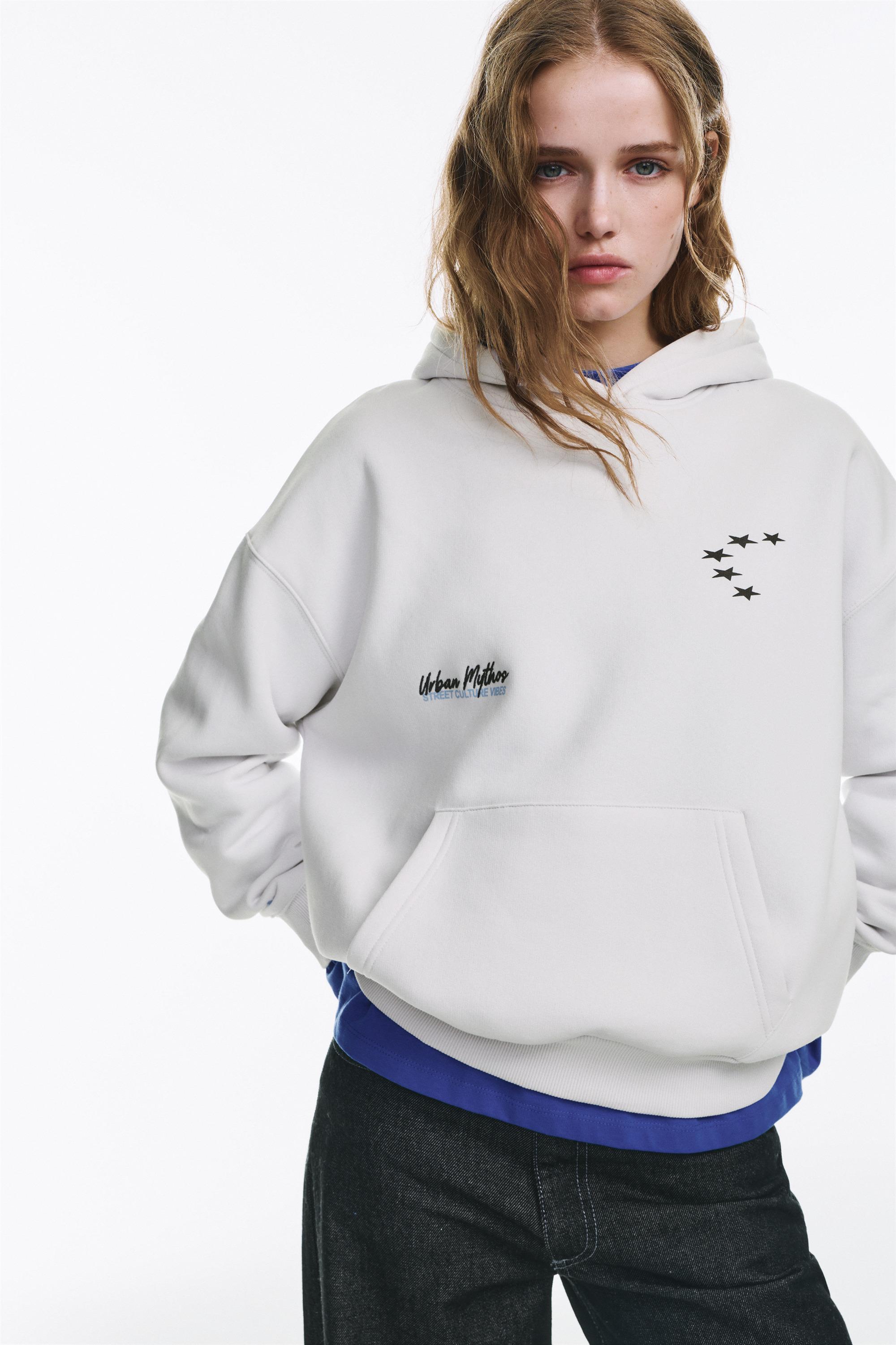 Yazılı yıldız desenli kapüşonlu sweatshirt - Görsel 7