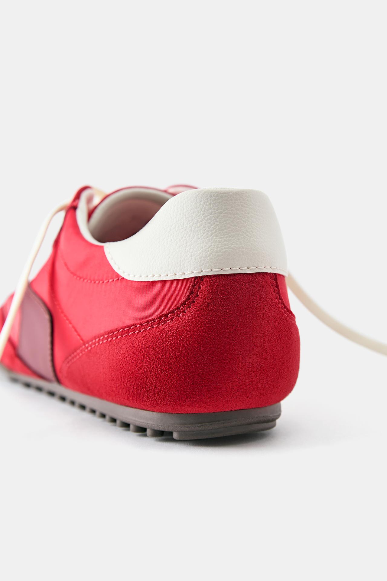 Multi-piece trainers — Red