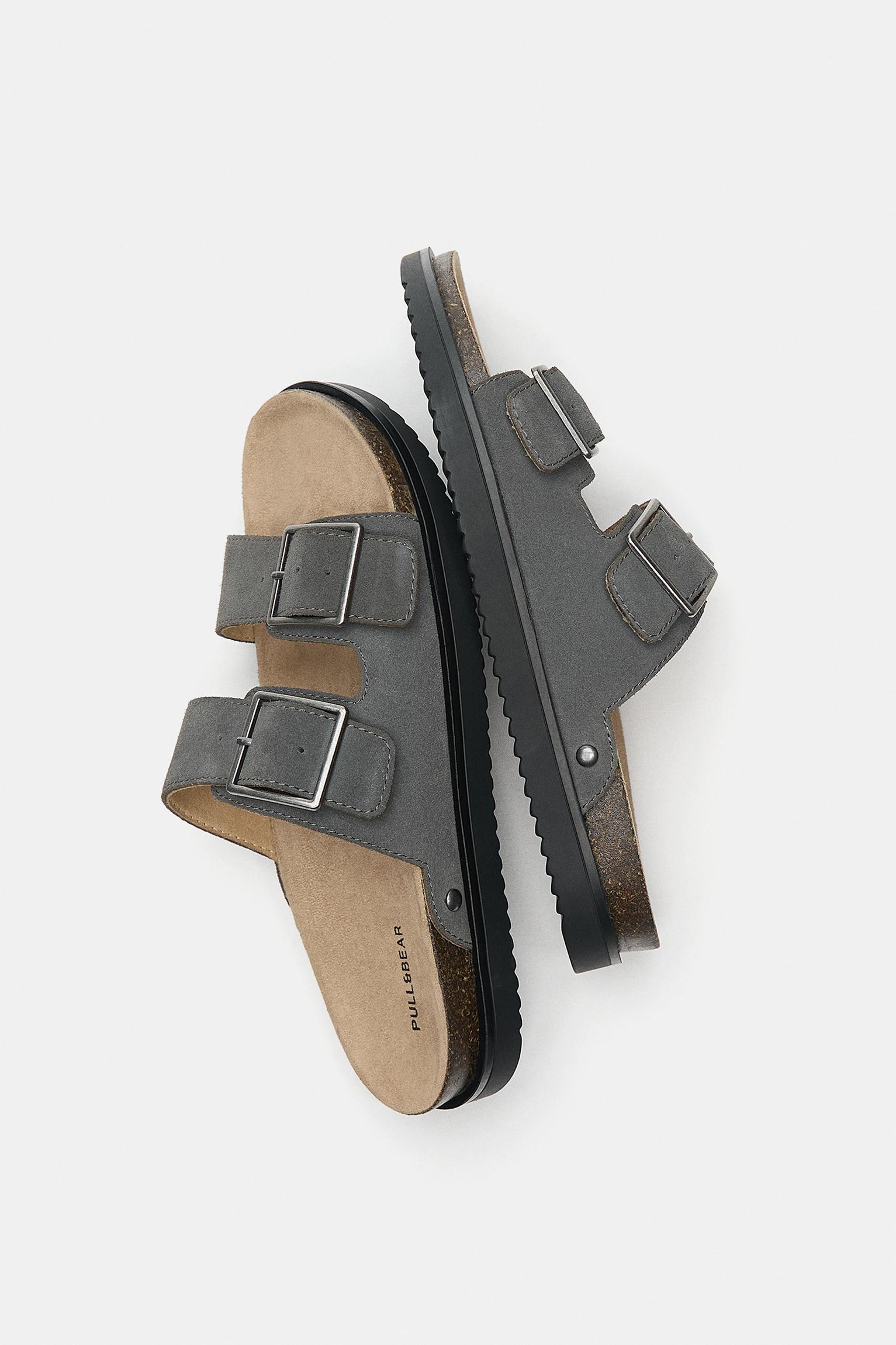 Leather buckle sandals — Grey