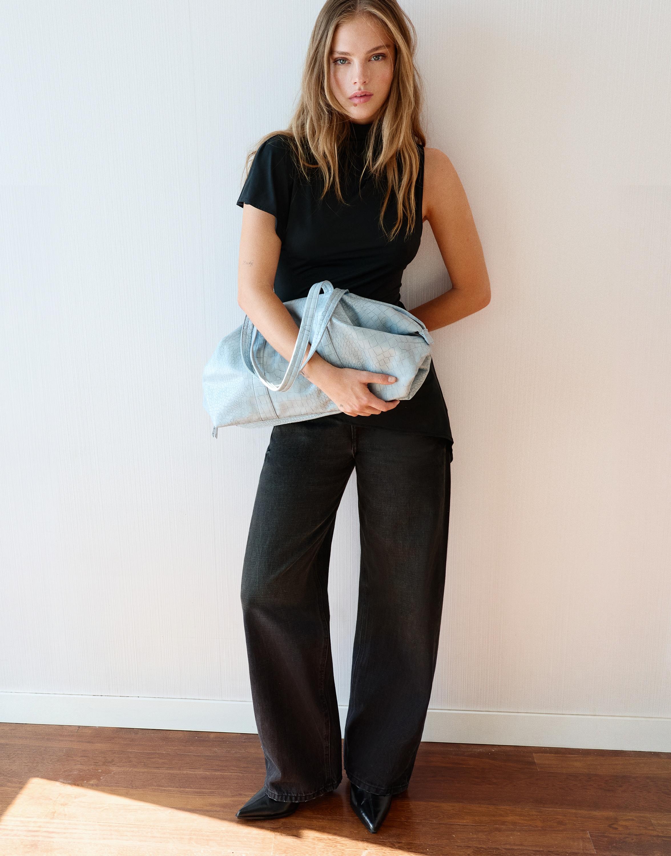 Pull&Bear Asimetrik top görsel 8