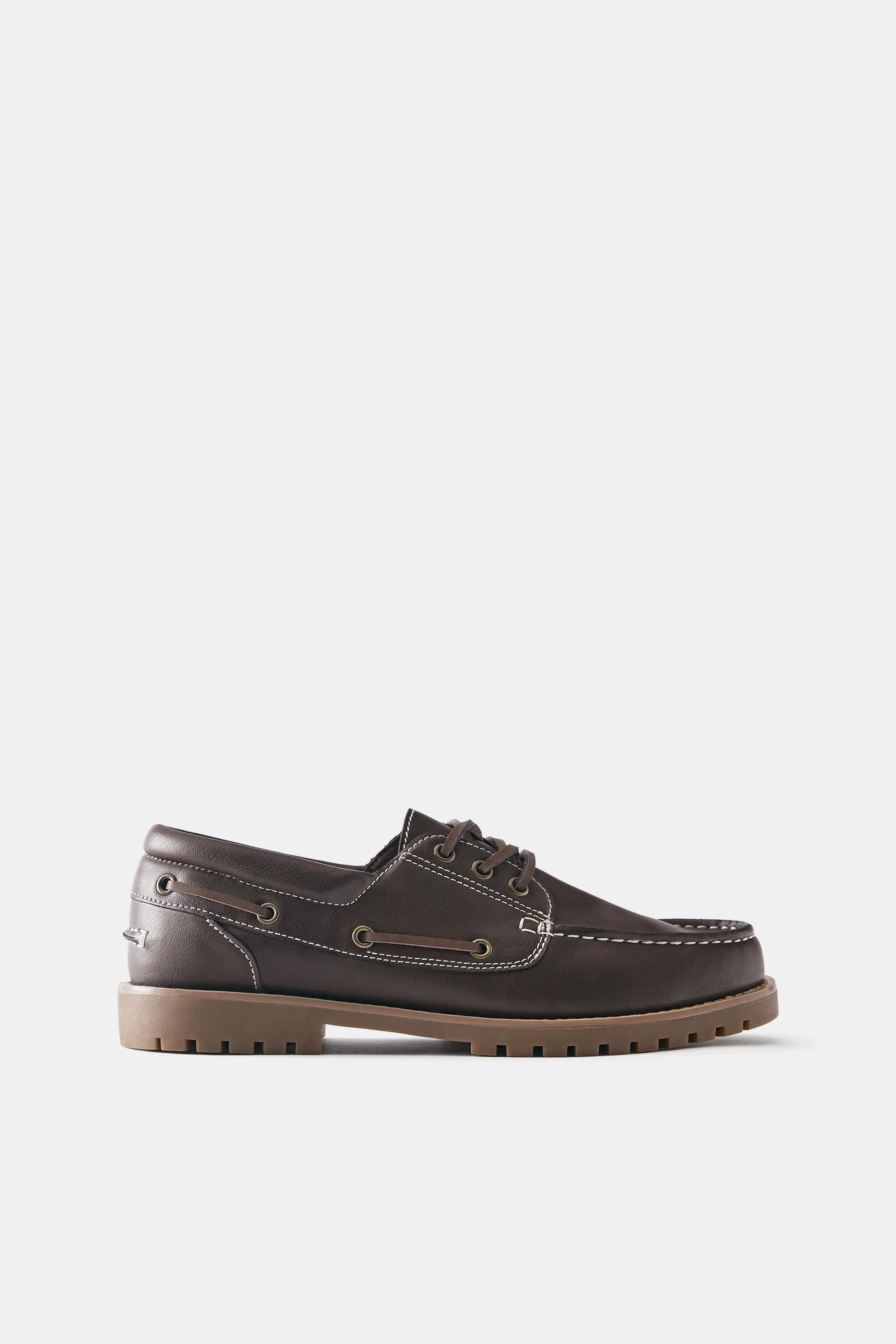 Boat shoes — Brown