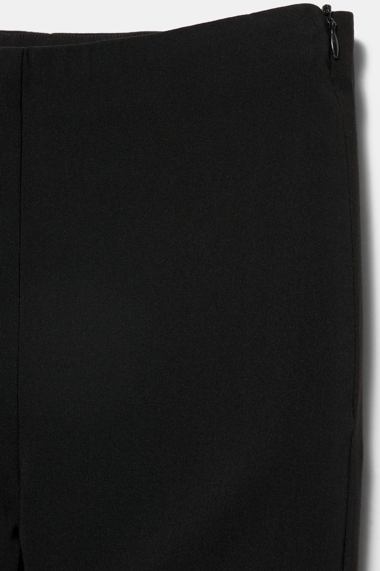 Capris — Black