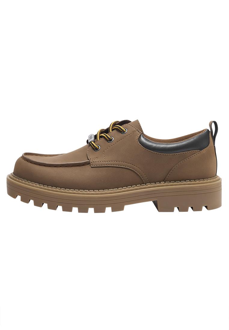 STWD boat shoes — Brown