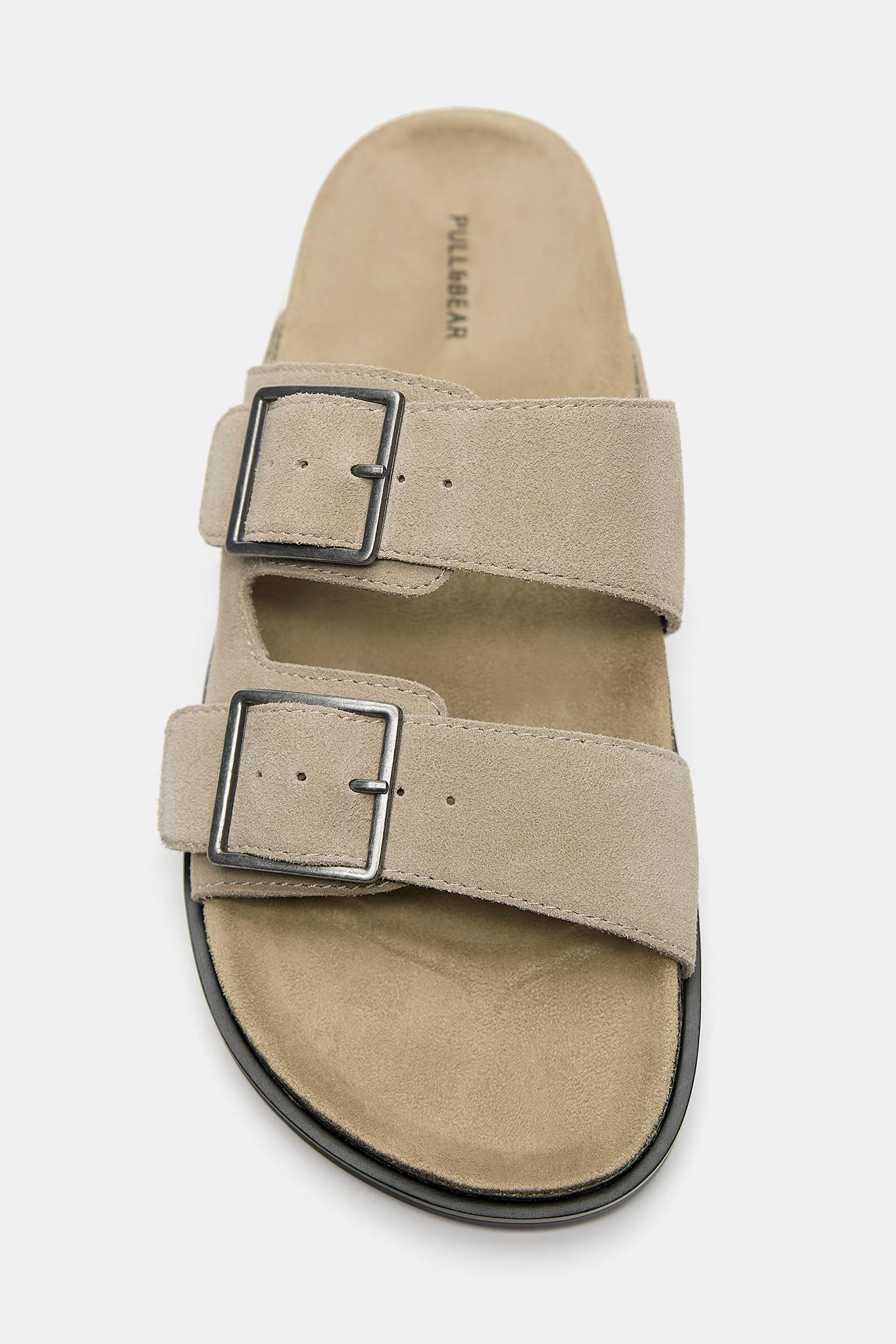 Leather buckle sandals — Ecru