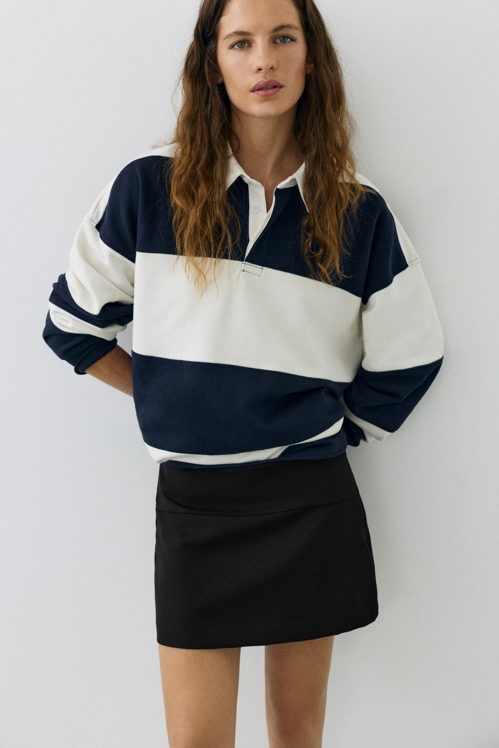 Mini skort — Black