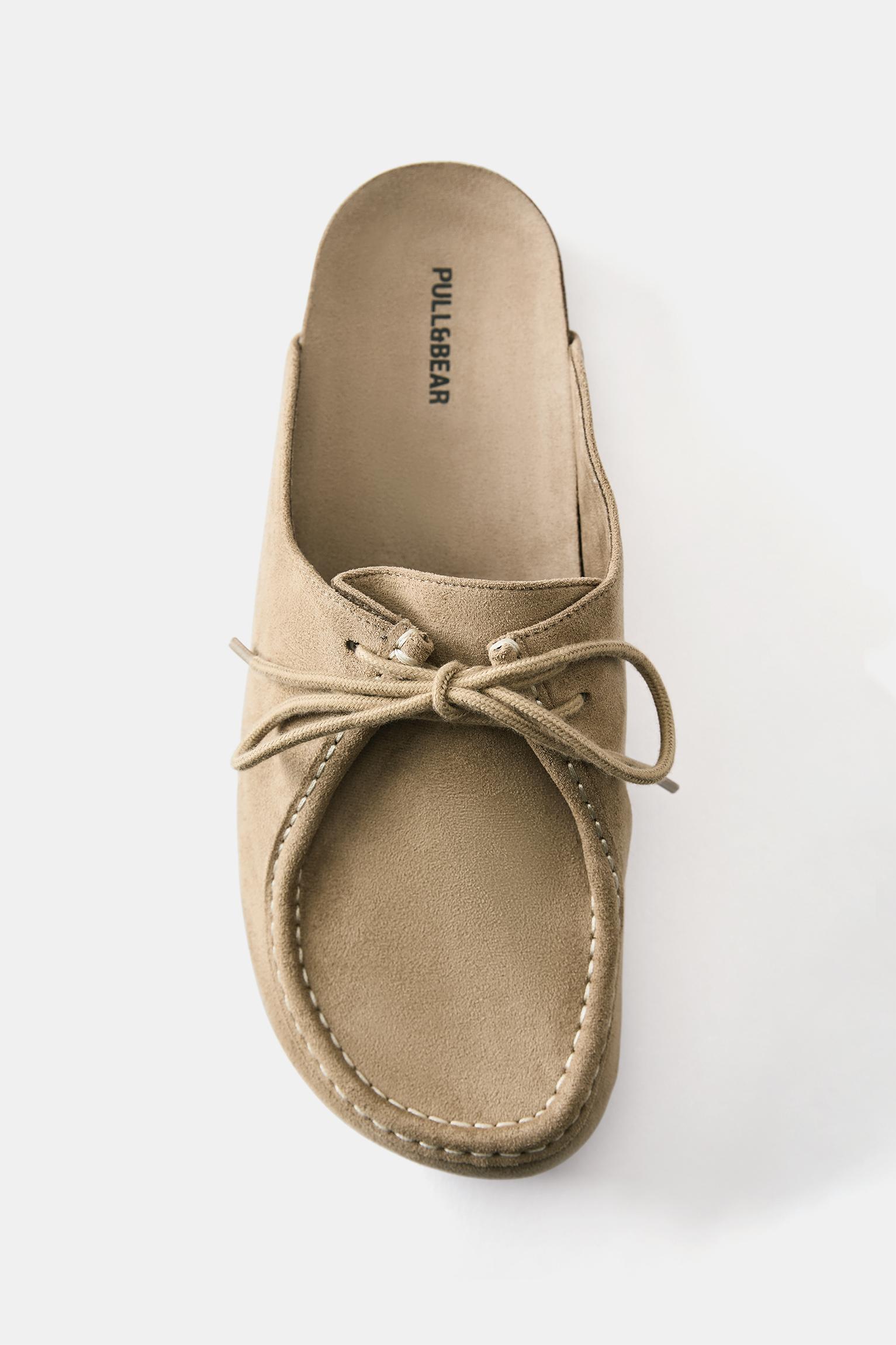 Lace-up clogs — Ecru