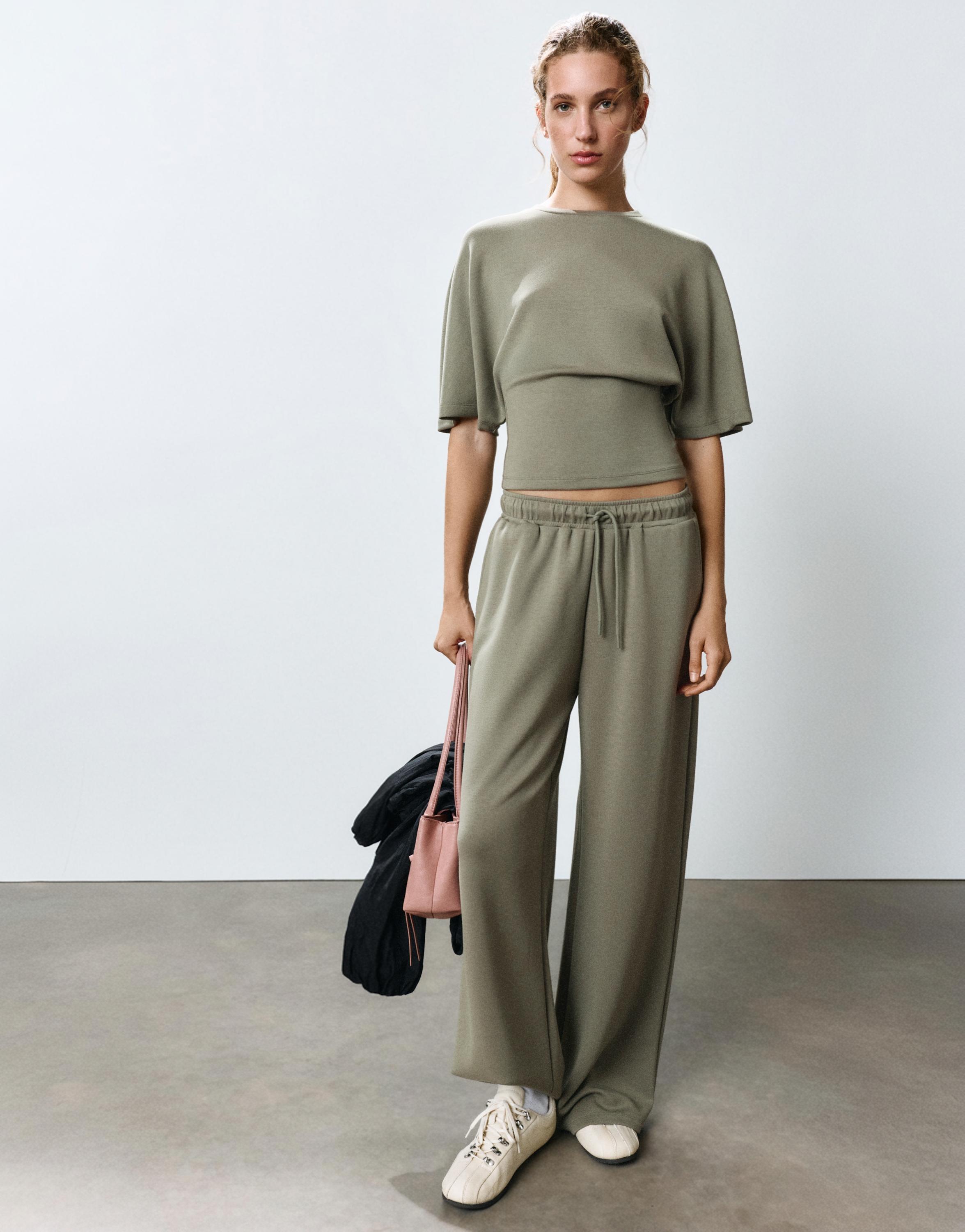 Modal batwing sleeve T-shirt — Khaki