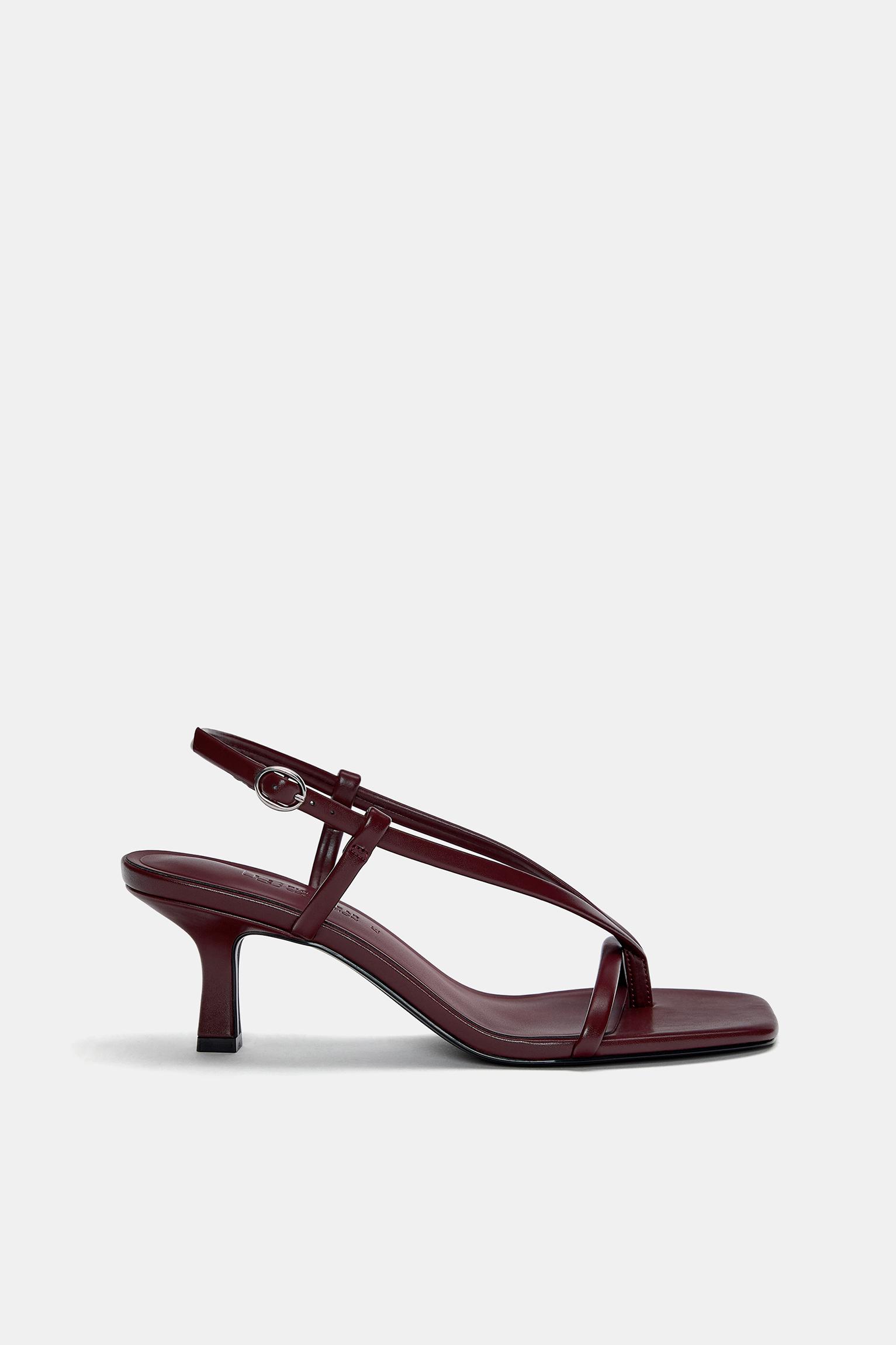 Absatzsandalen Mit Riemen