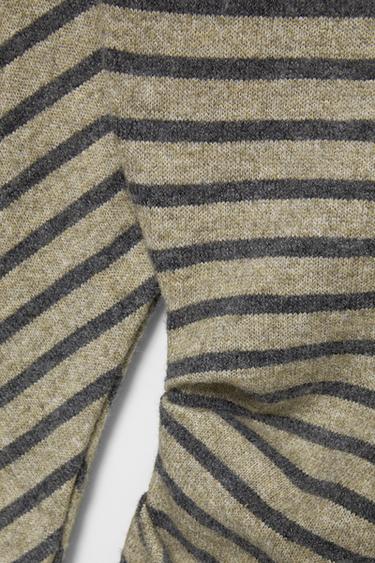 Soft-touch asymmetric top — Striped 5