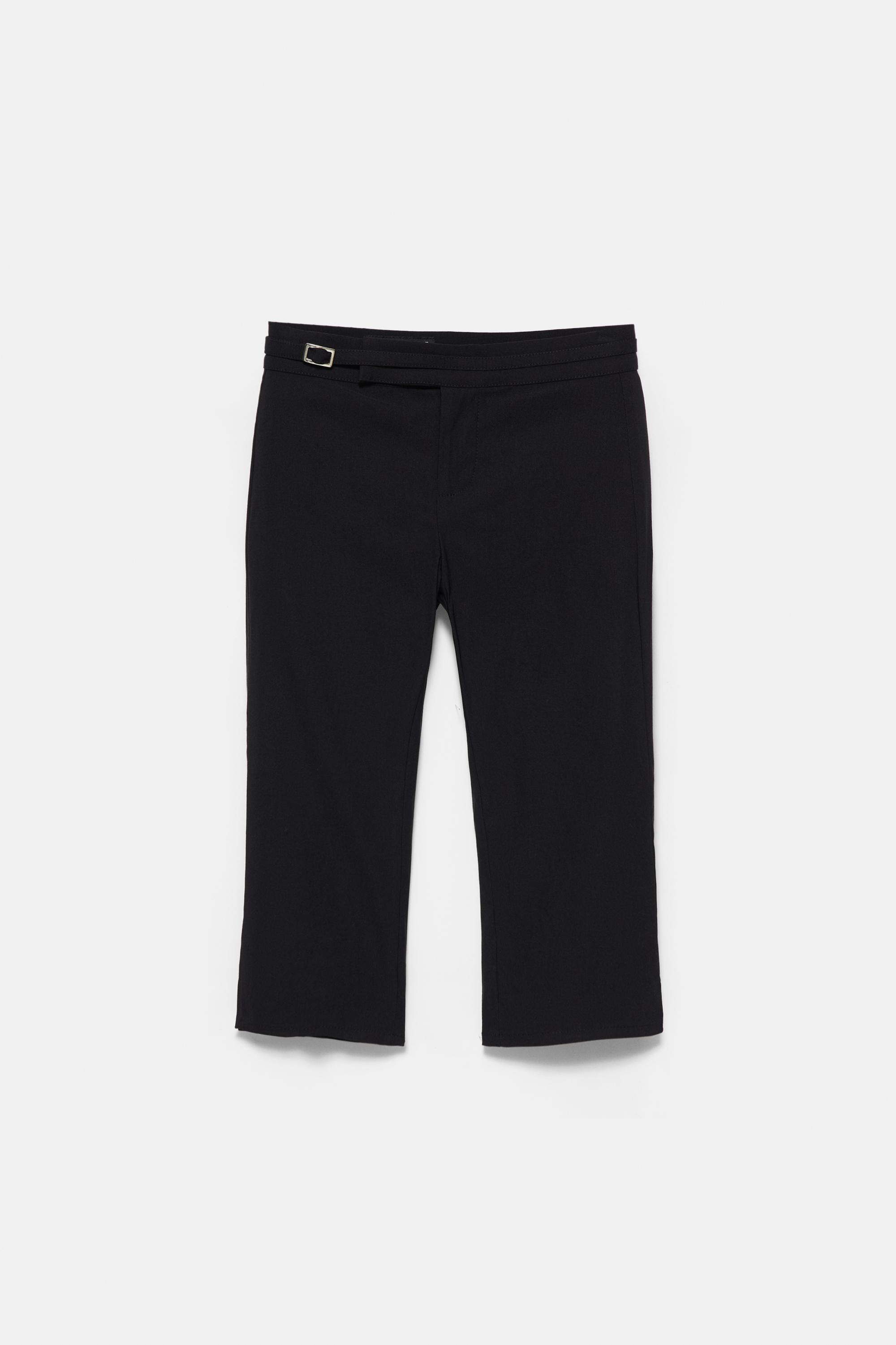 Belted capris — Black