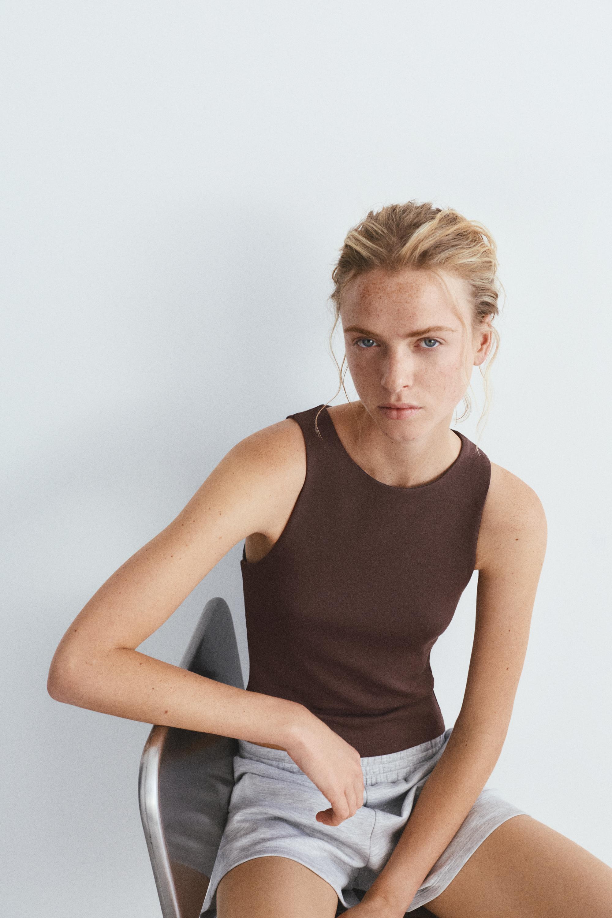 Soft-touch tank top — Brown