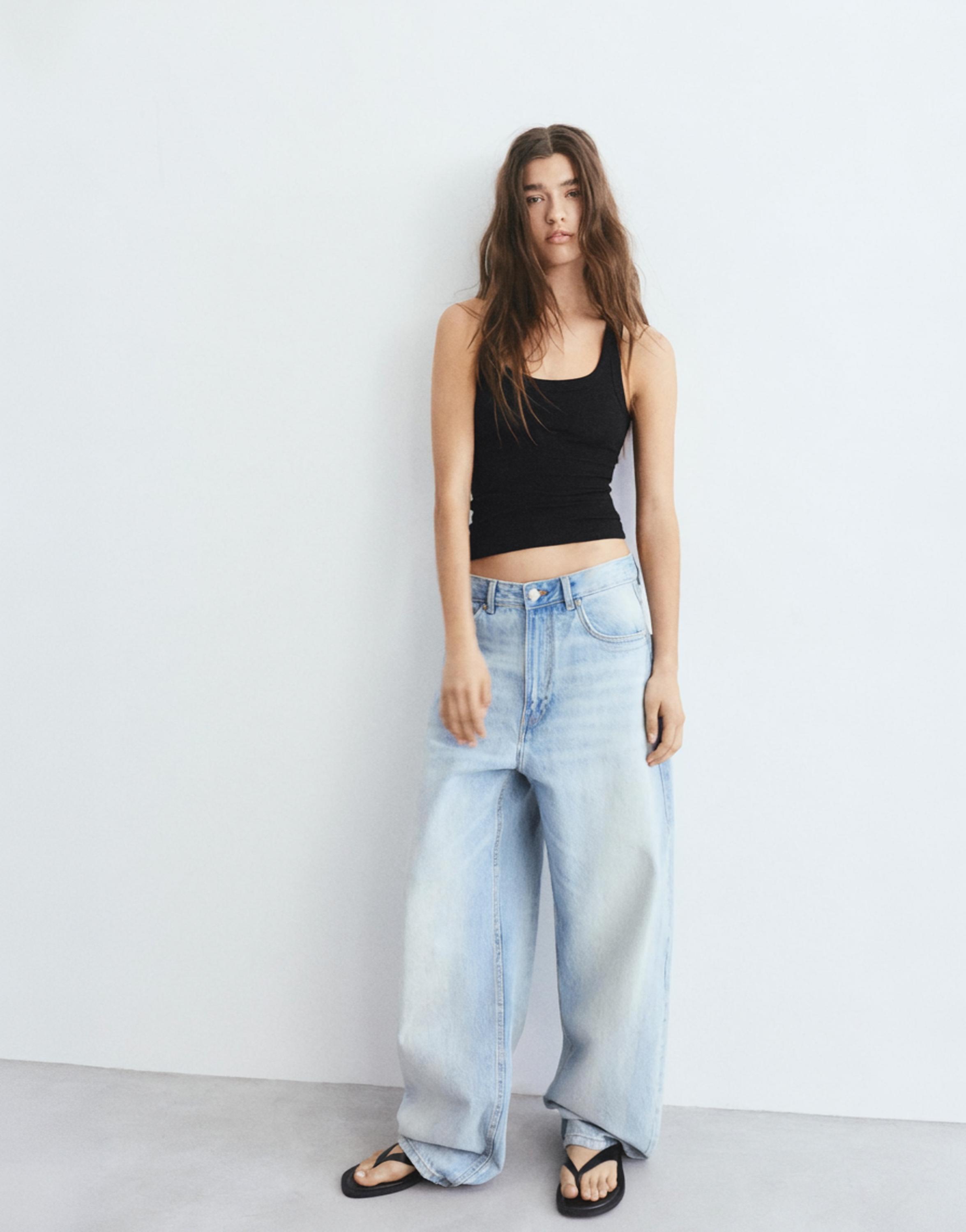 Basic tank top — Black