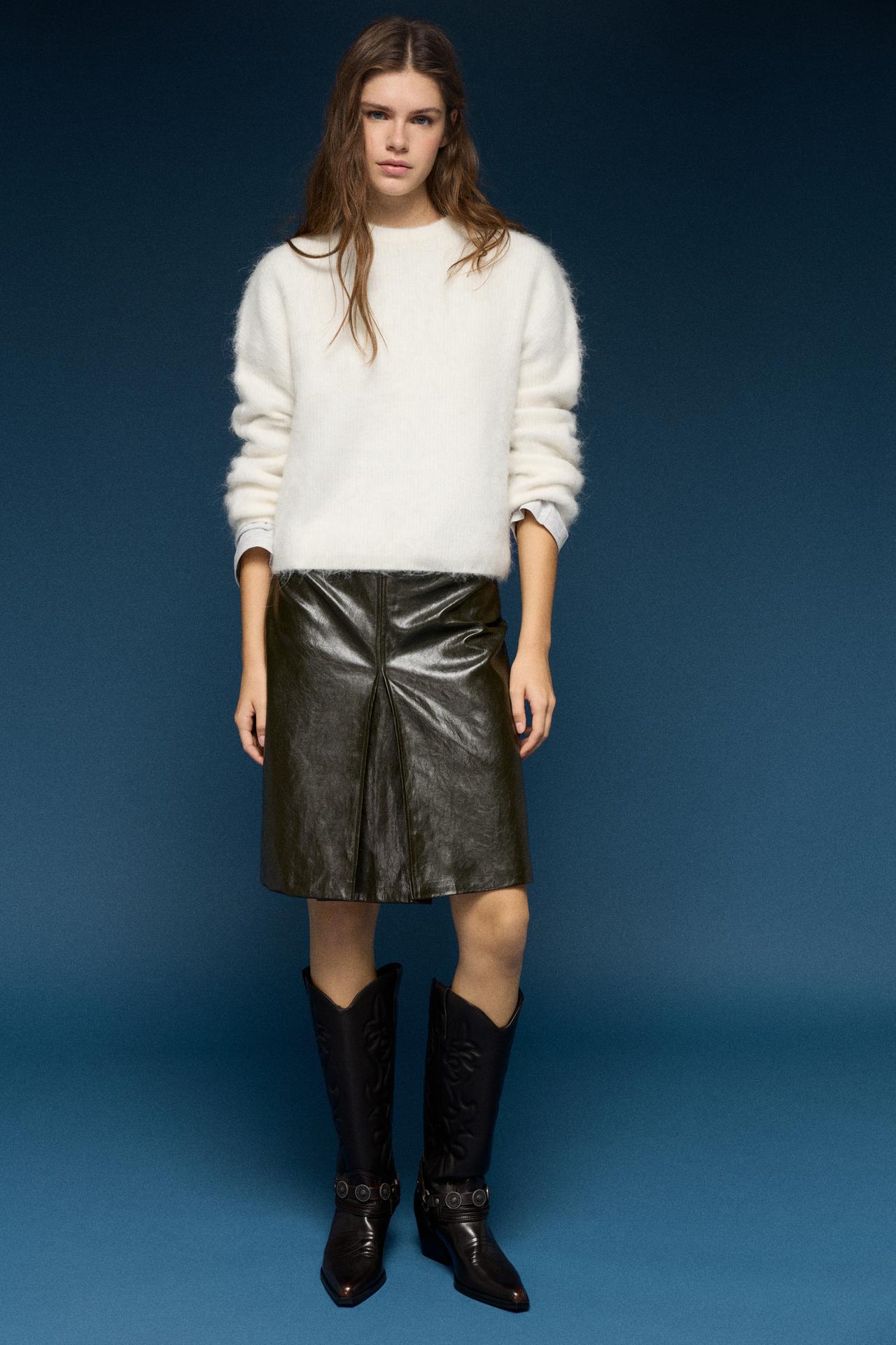 Soft-touch knit jumper — Ecru