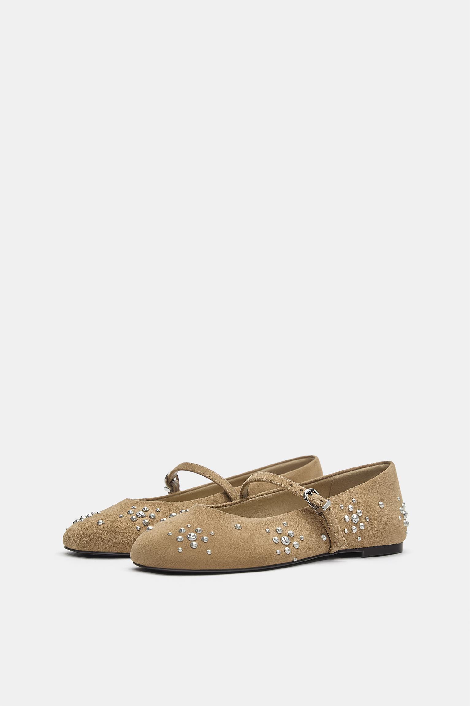 Studded ballet flats — Sand