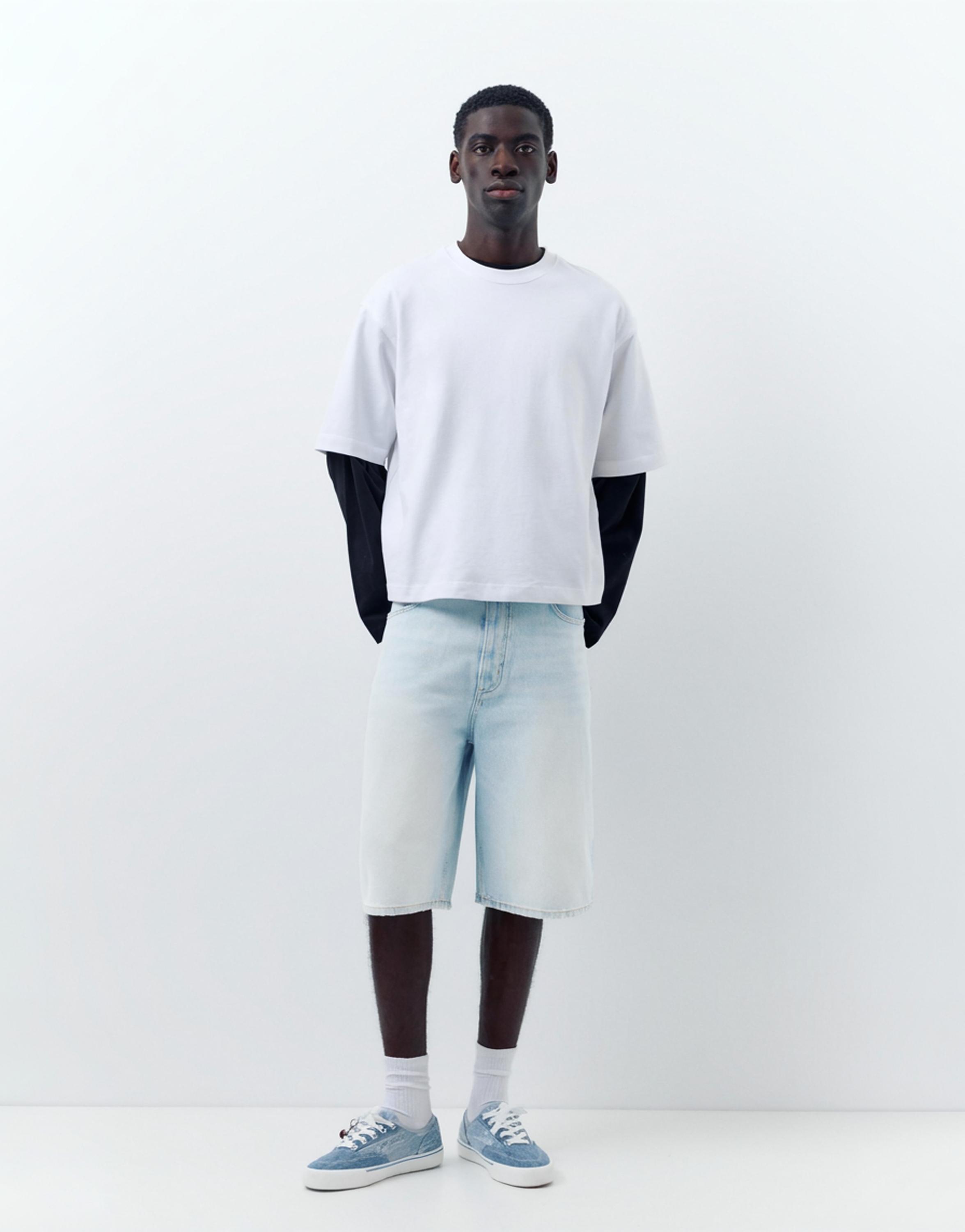 Skater denim Bermuda shorts — Pale blue