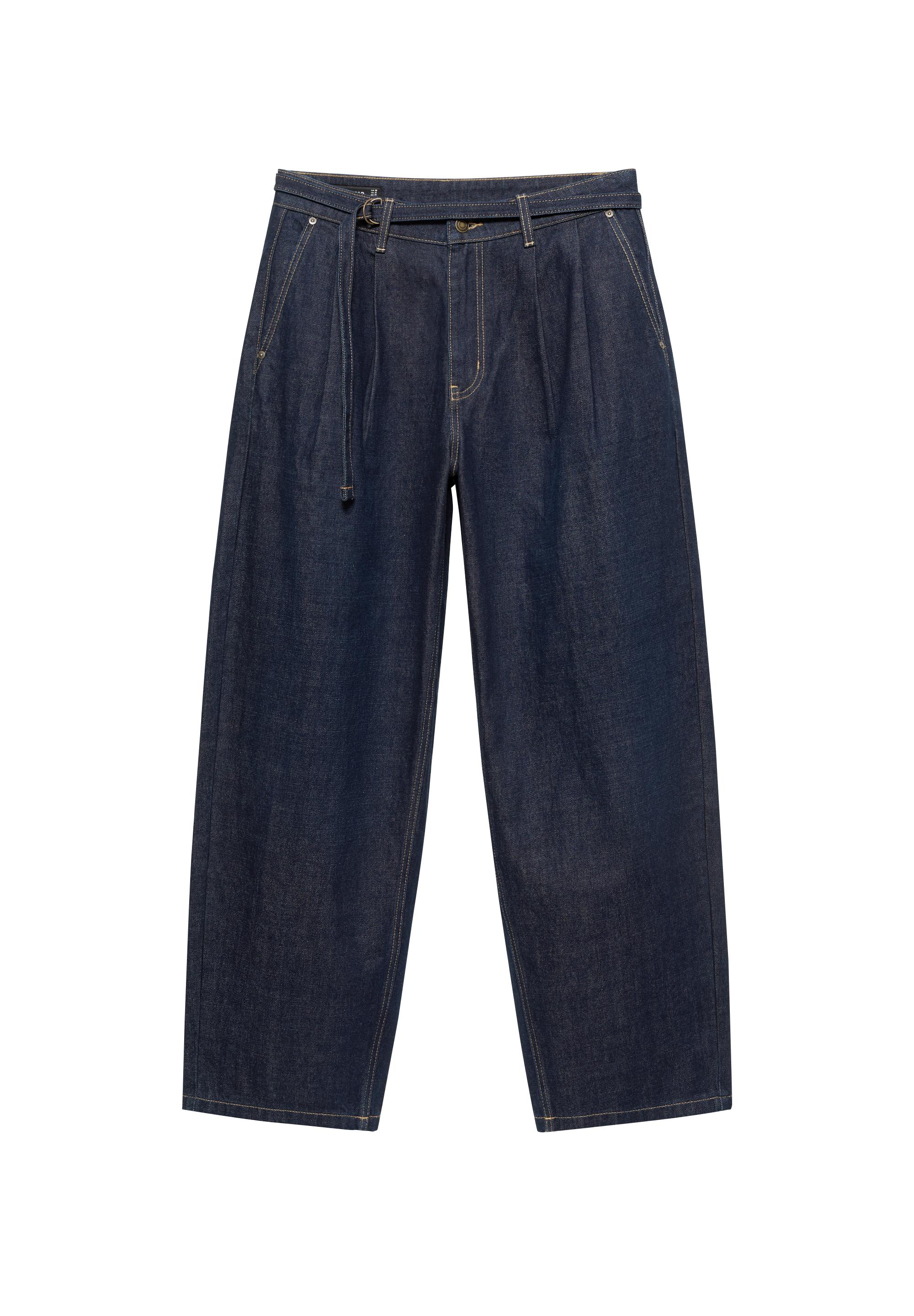 Relaxed fit jeans with darts and belt — Navy