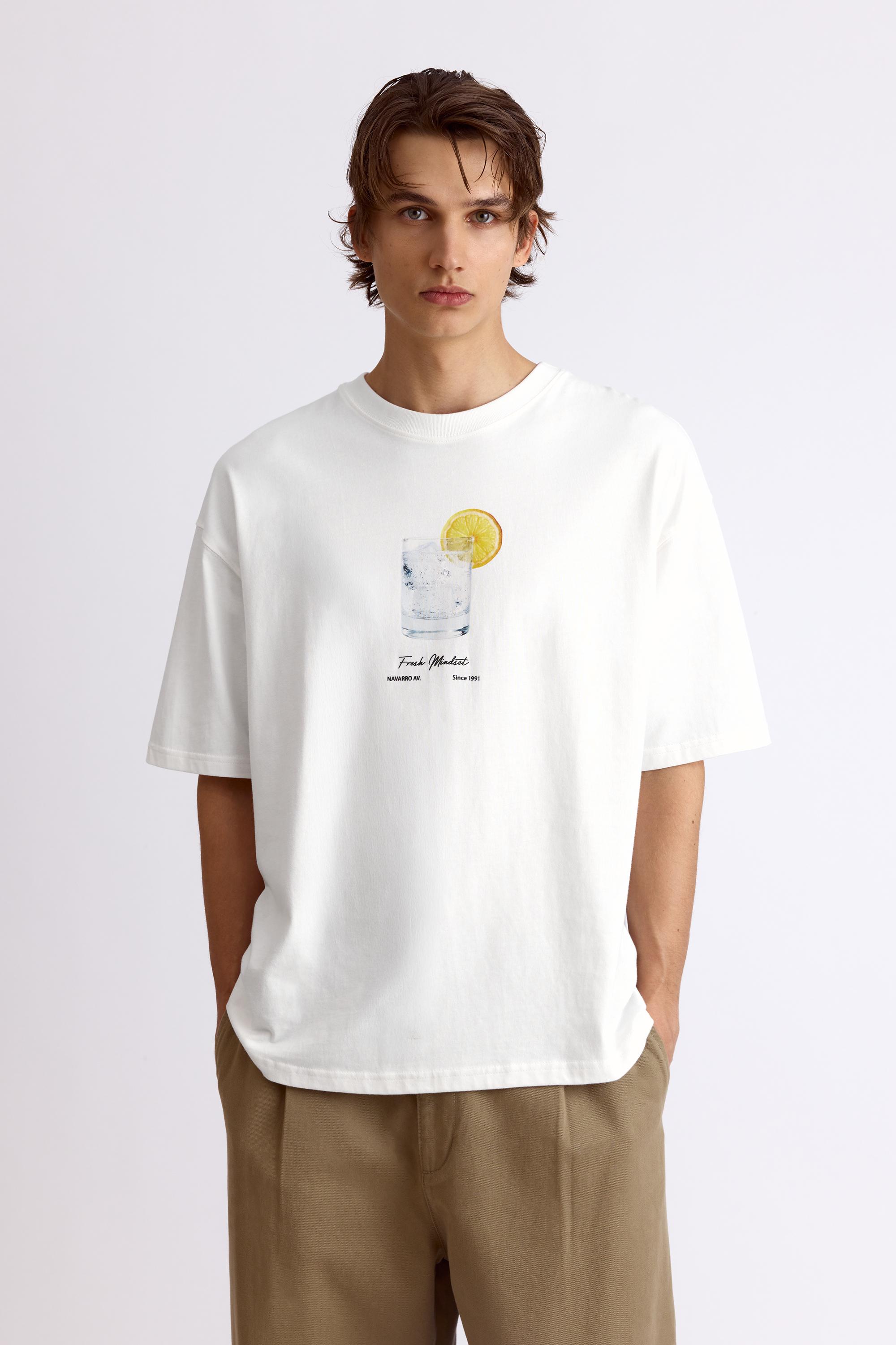 Pull&Bear Bardak grafikli relaxed tişört görsel 6