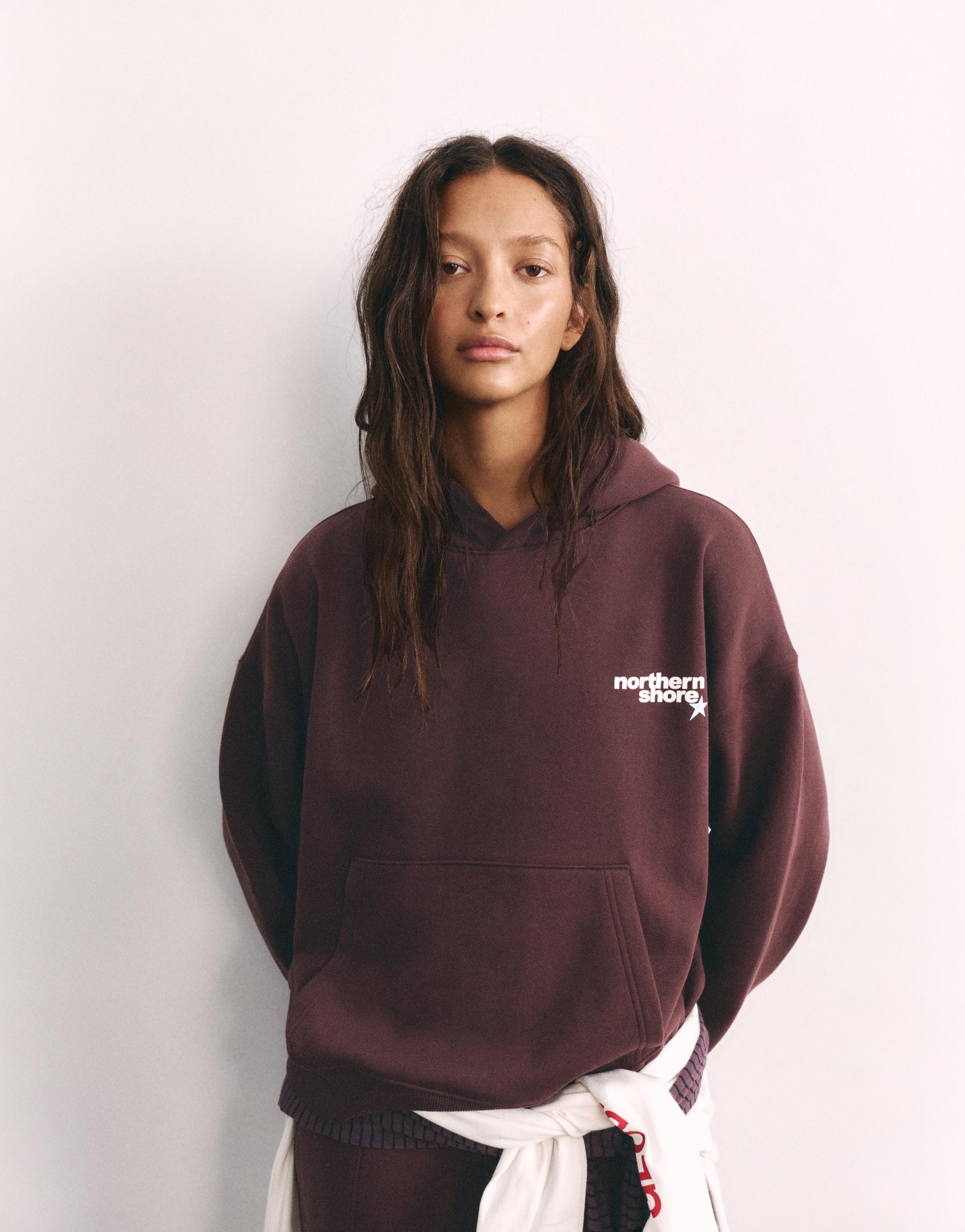 Graphic hoodie — Maroon