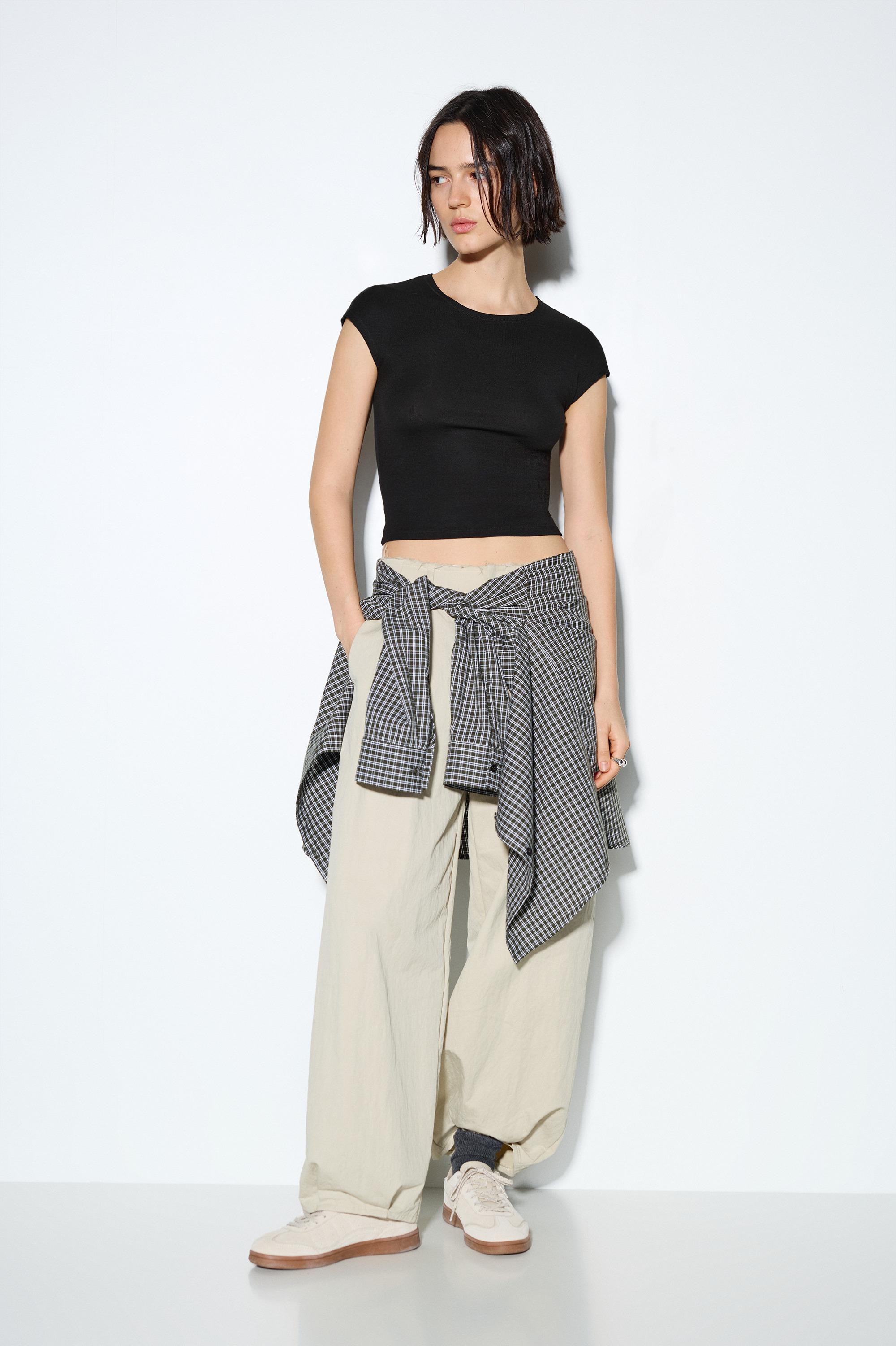 Dar Kesim Kısa Kollu Tişört - Görsel 57