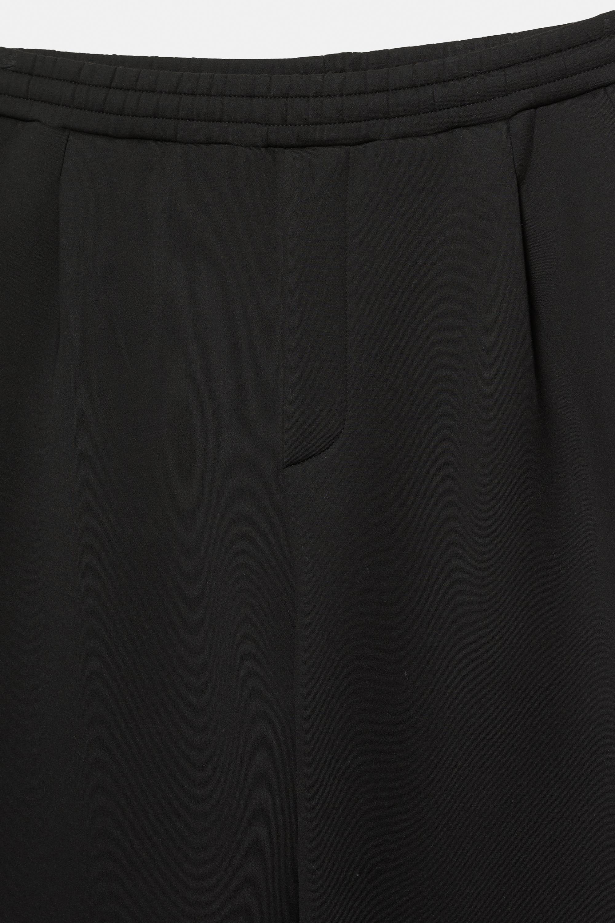 Balloon fit tracksuit bottoms — Black
