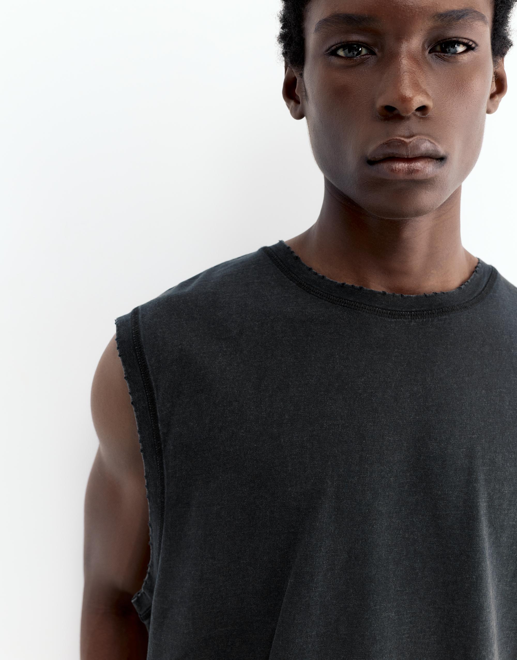 Strappy top — Black