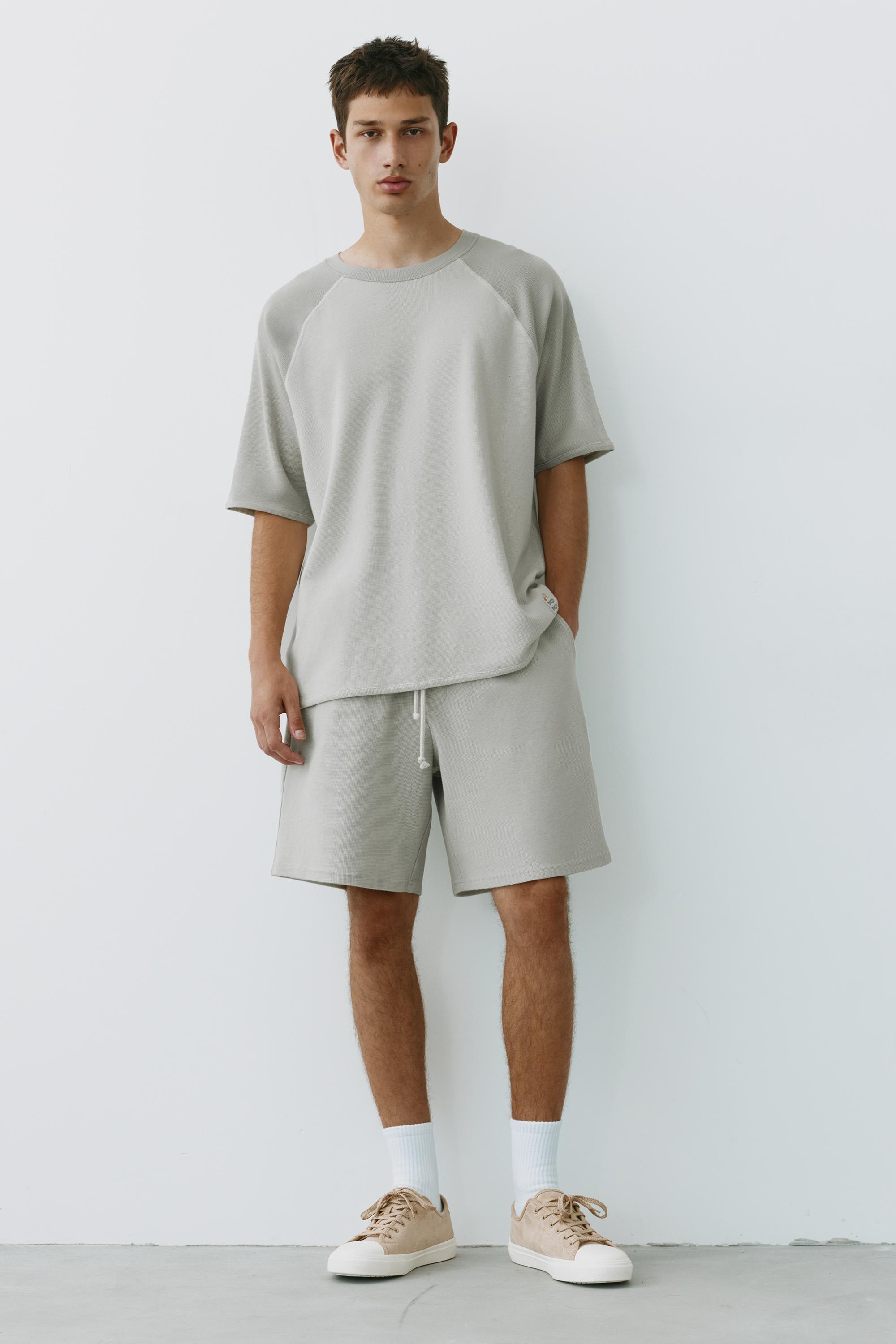 Waffle-knit jogger Bermuda shorts — Aquamarine