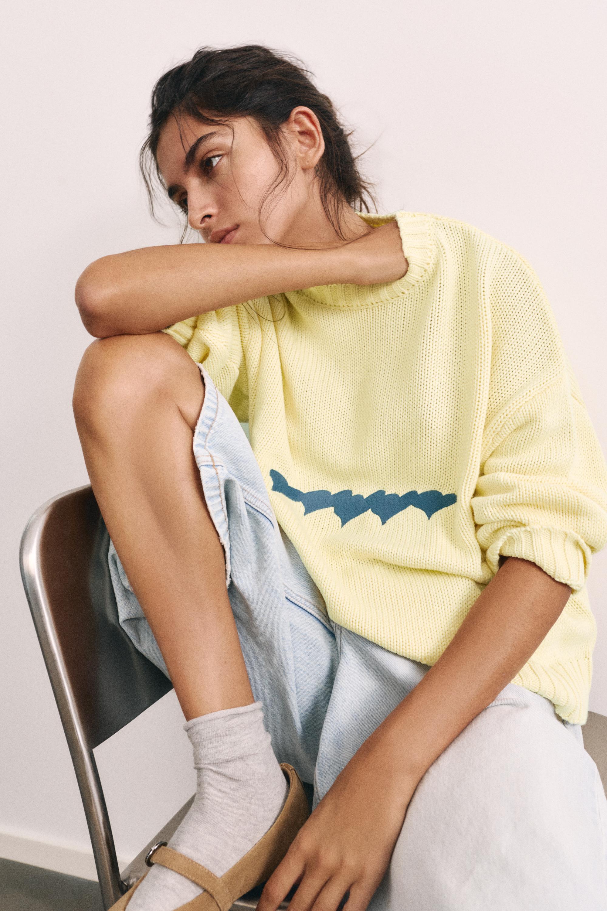 Oversize heart jumper — Yellow
