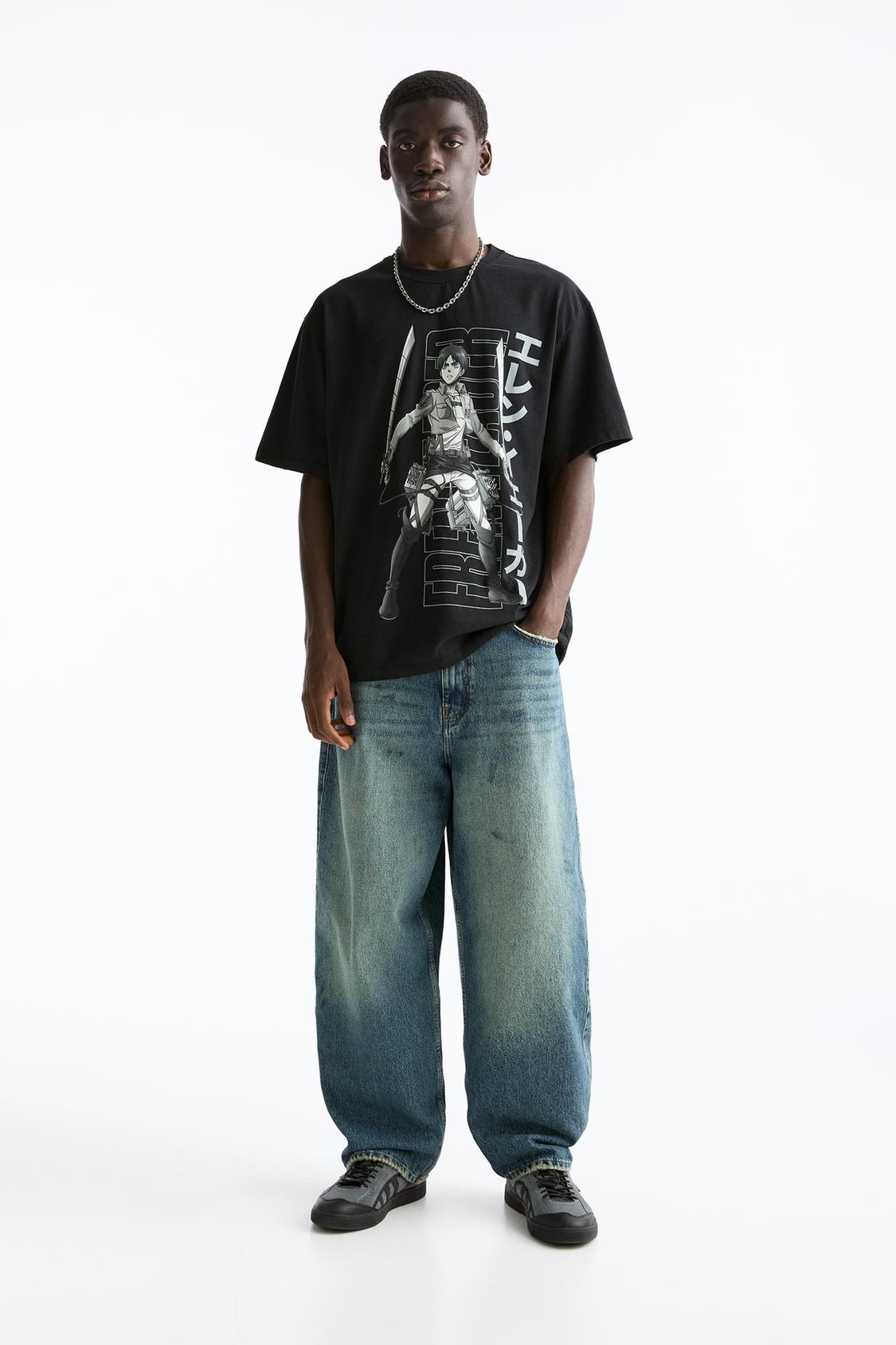 Shirt Attack on Titan im Washed-Look - PULL&BEAR 