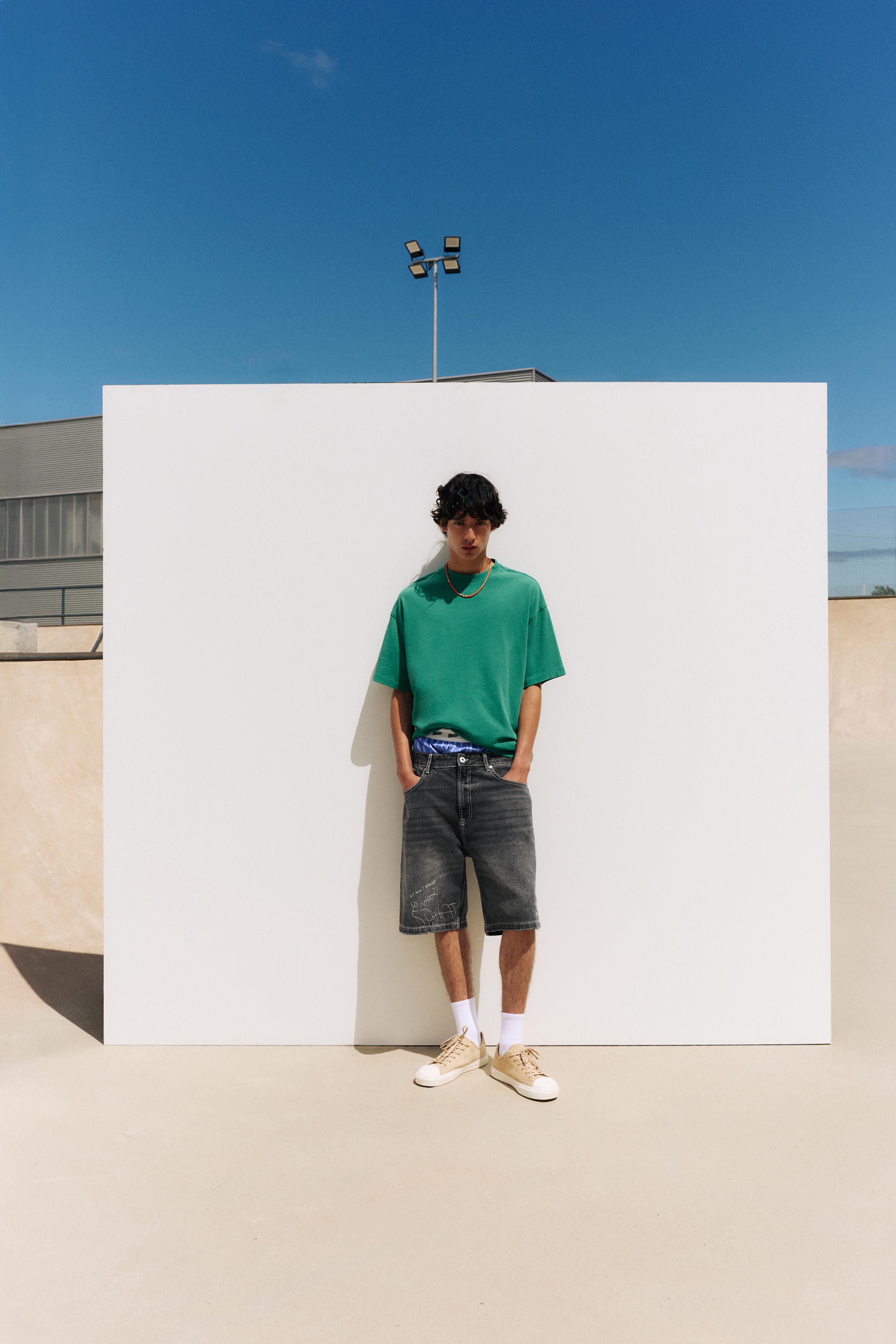 Embroidered baggy denim Bermuda shorts — Faded black