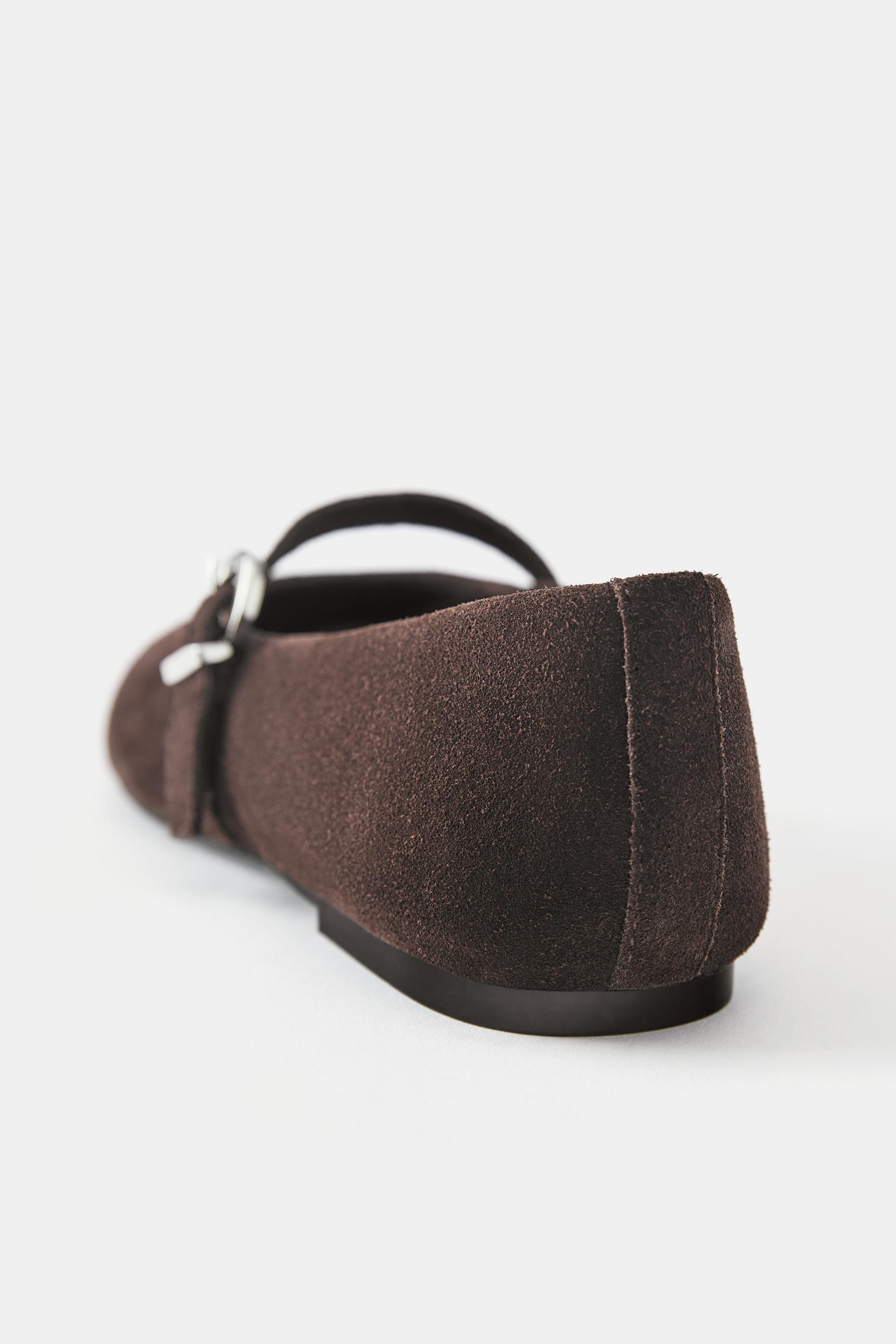 Leather ballerinas — Brown