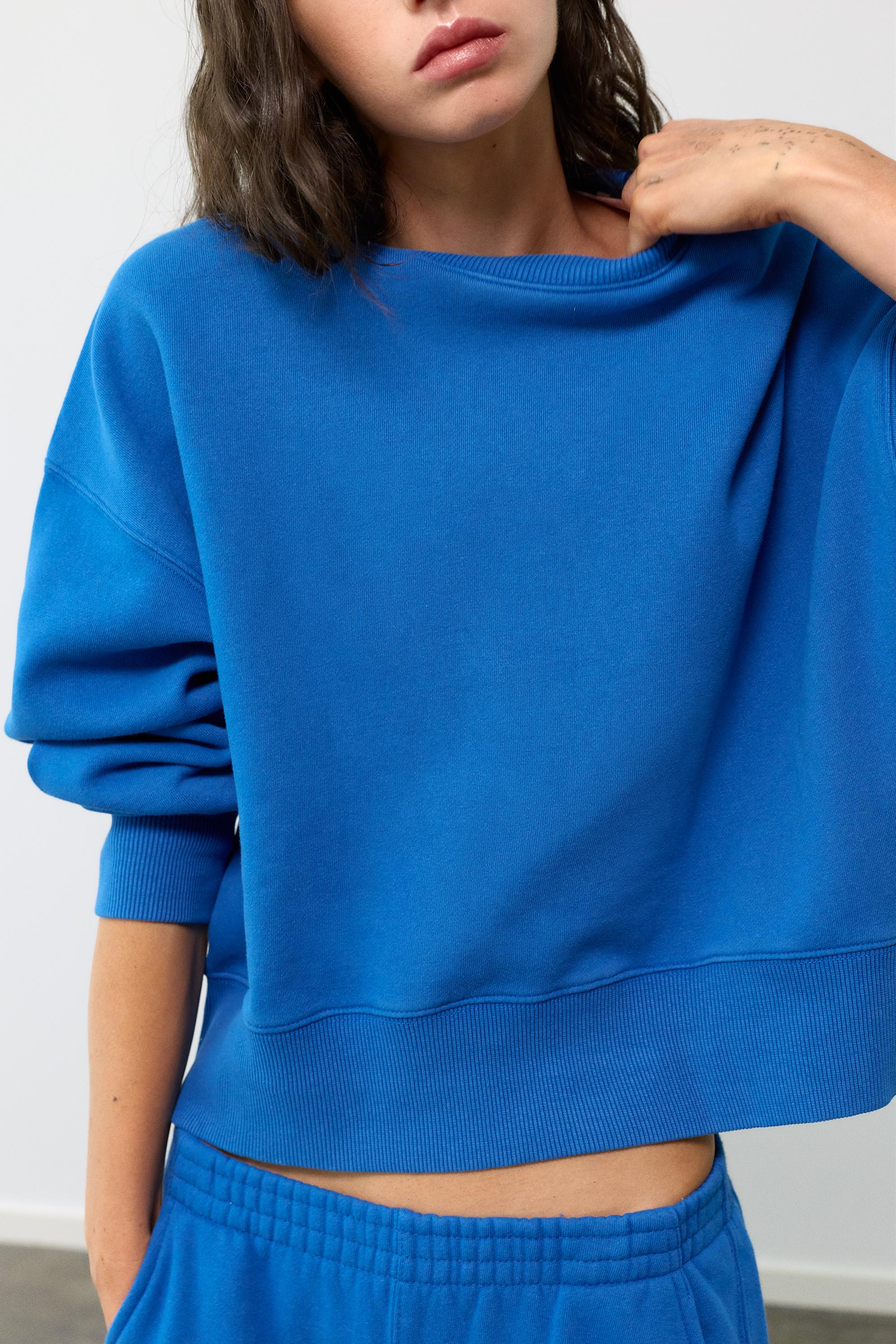 Round neck sweatshirt — Deep blue