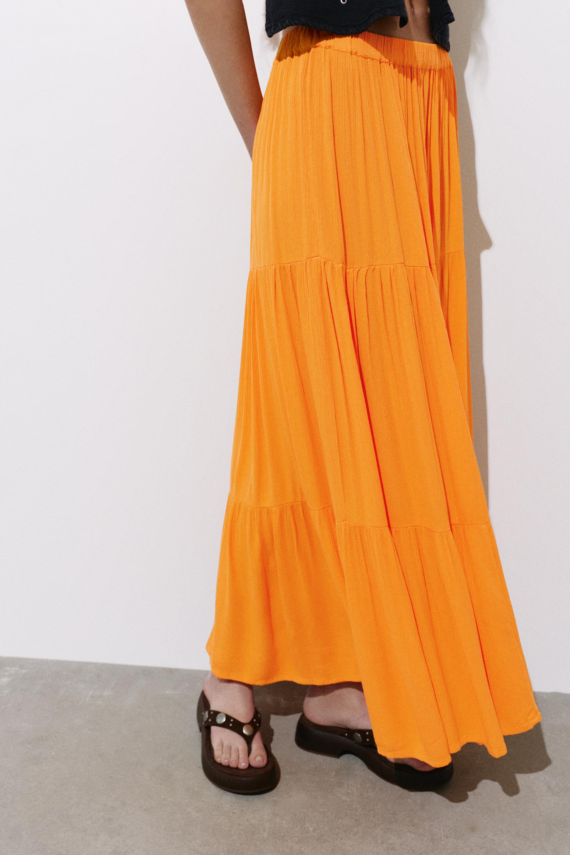 Flowy paneled midi skirt — Orange
