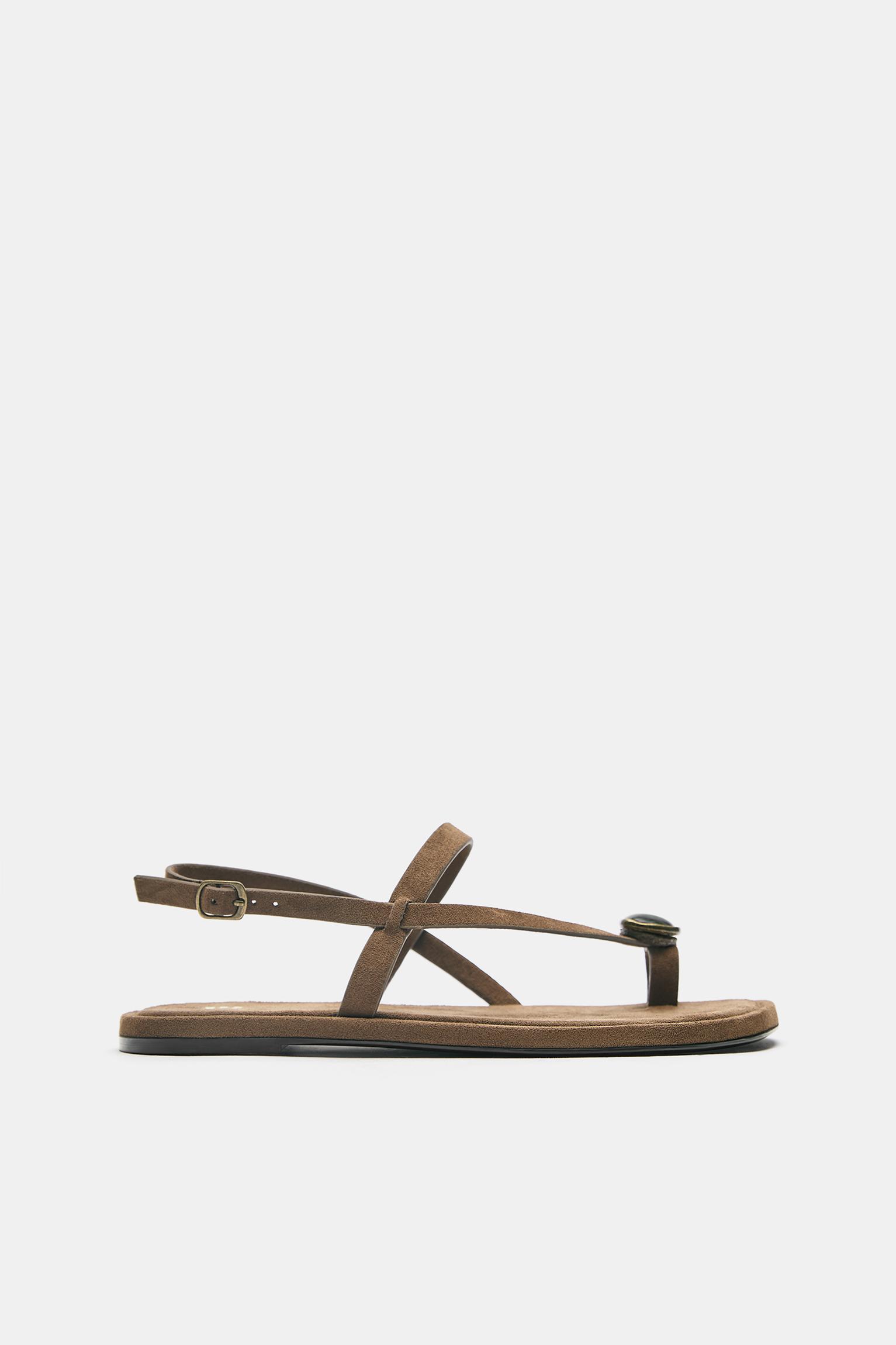 Embellished flat sandals — Brown
