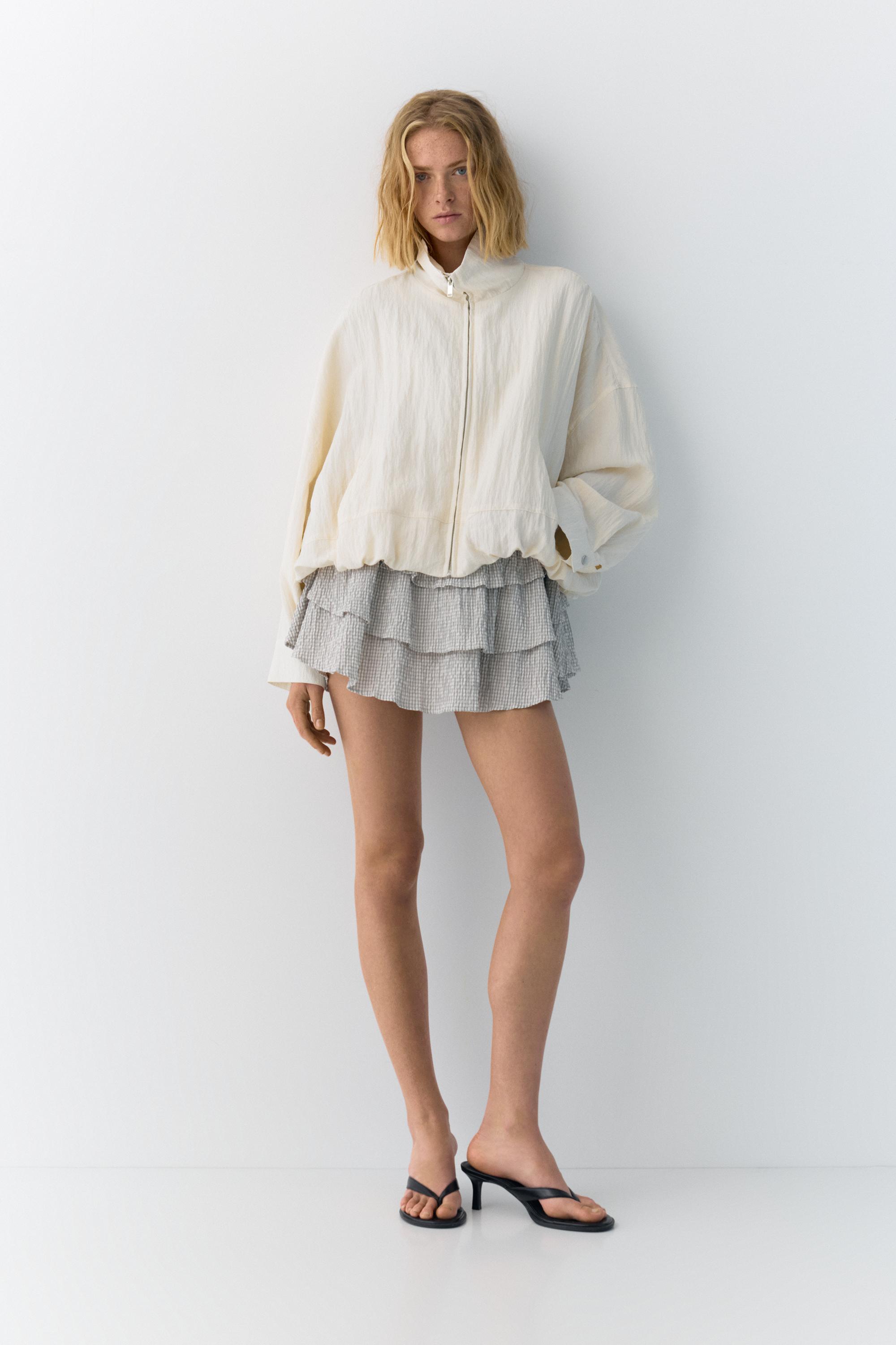 Balloon jacket with a high neck — Ecru