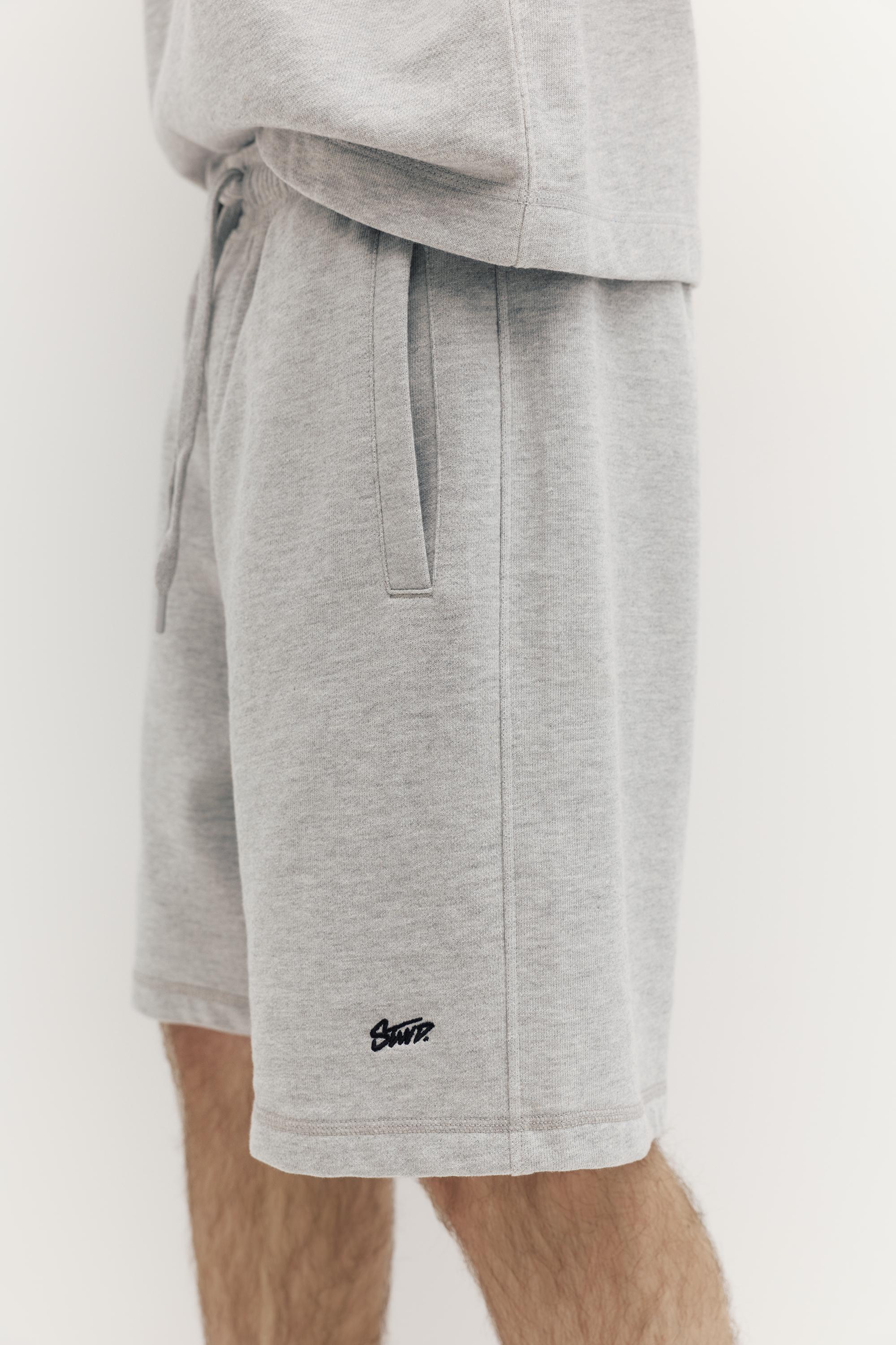 Logolu jogger bermuda şort - Görsel 101