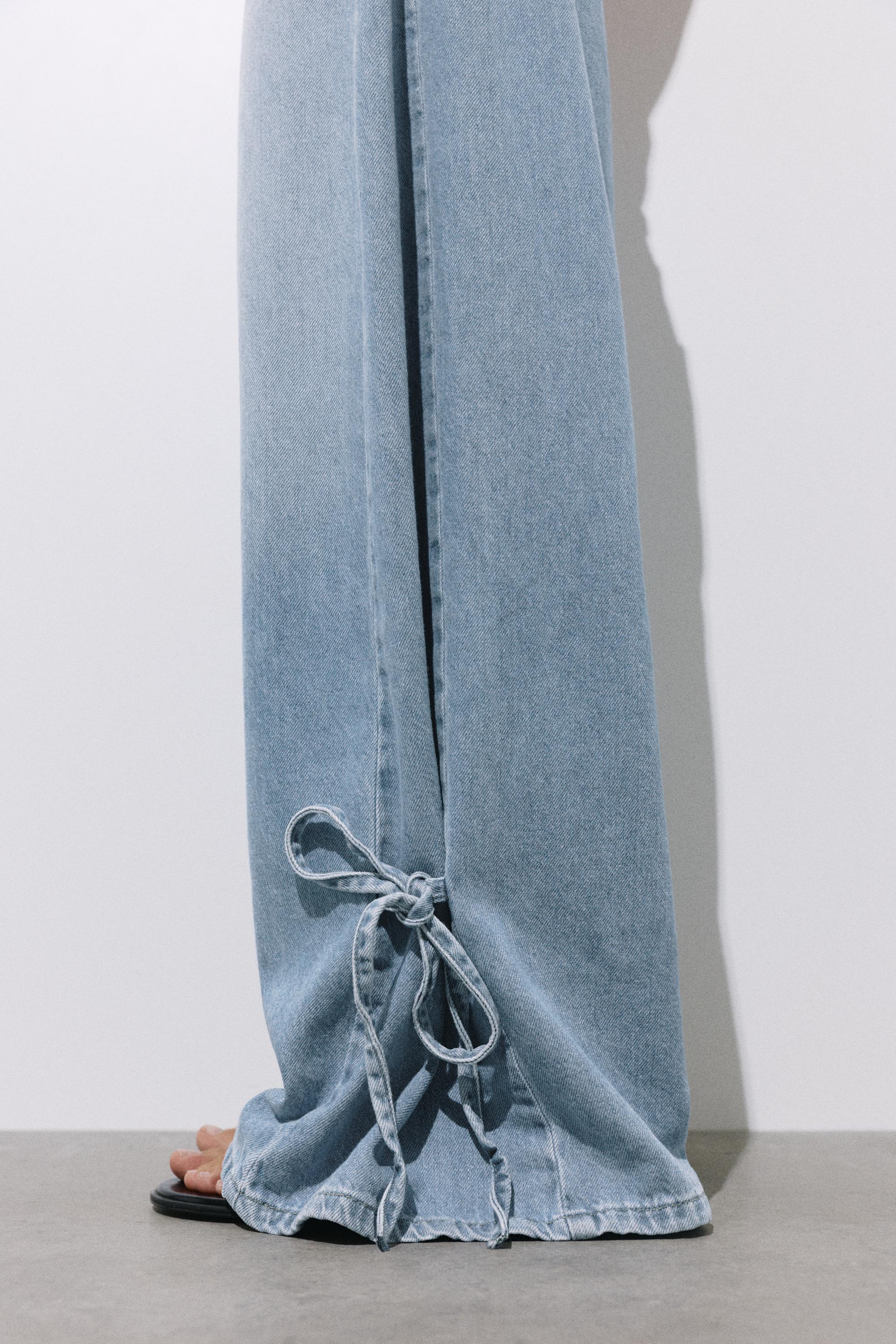 Wide-leg jeans with bows — Pale blue
