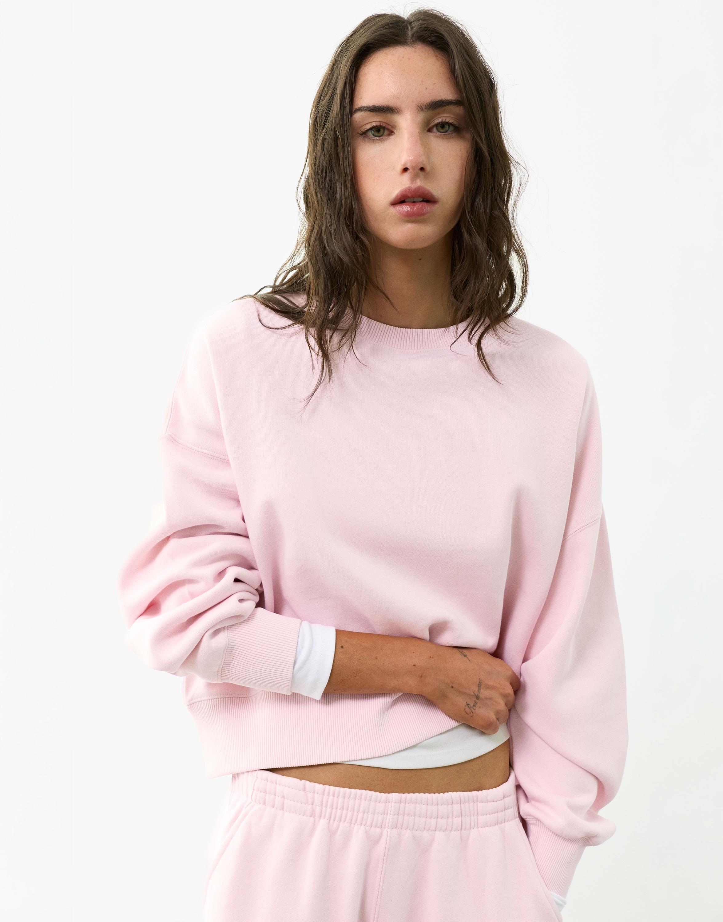 Round neck sweatshirt — Pastel pink