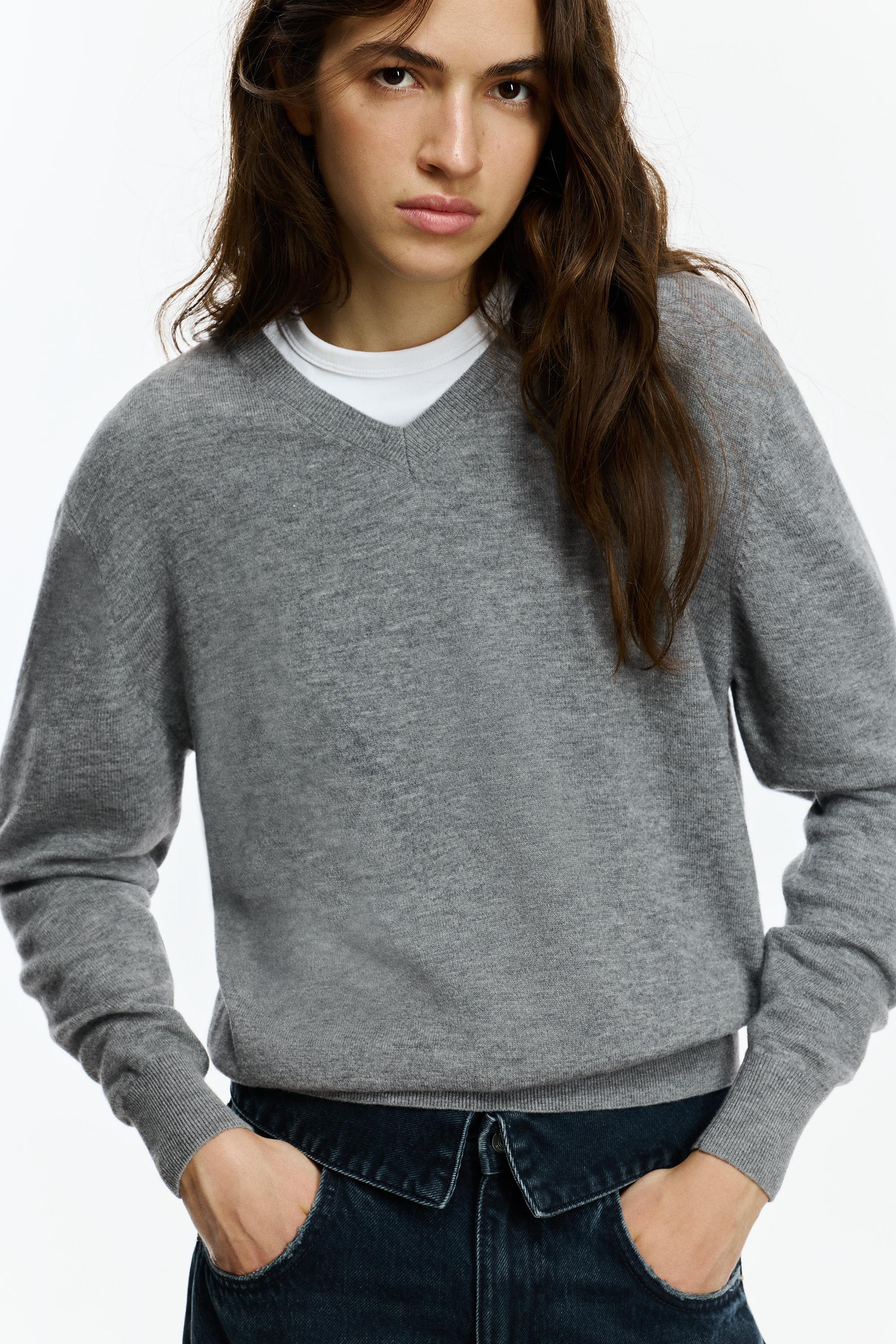 Jersey 100% lana escote pico
