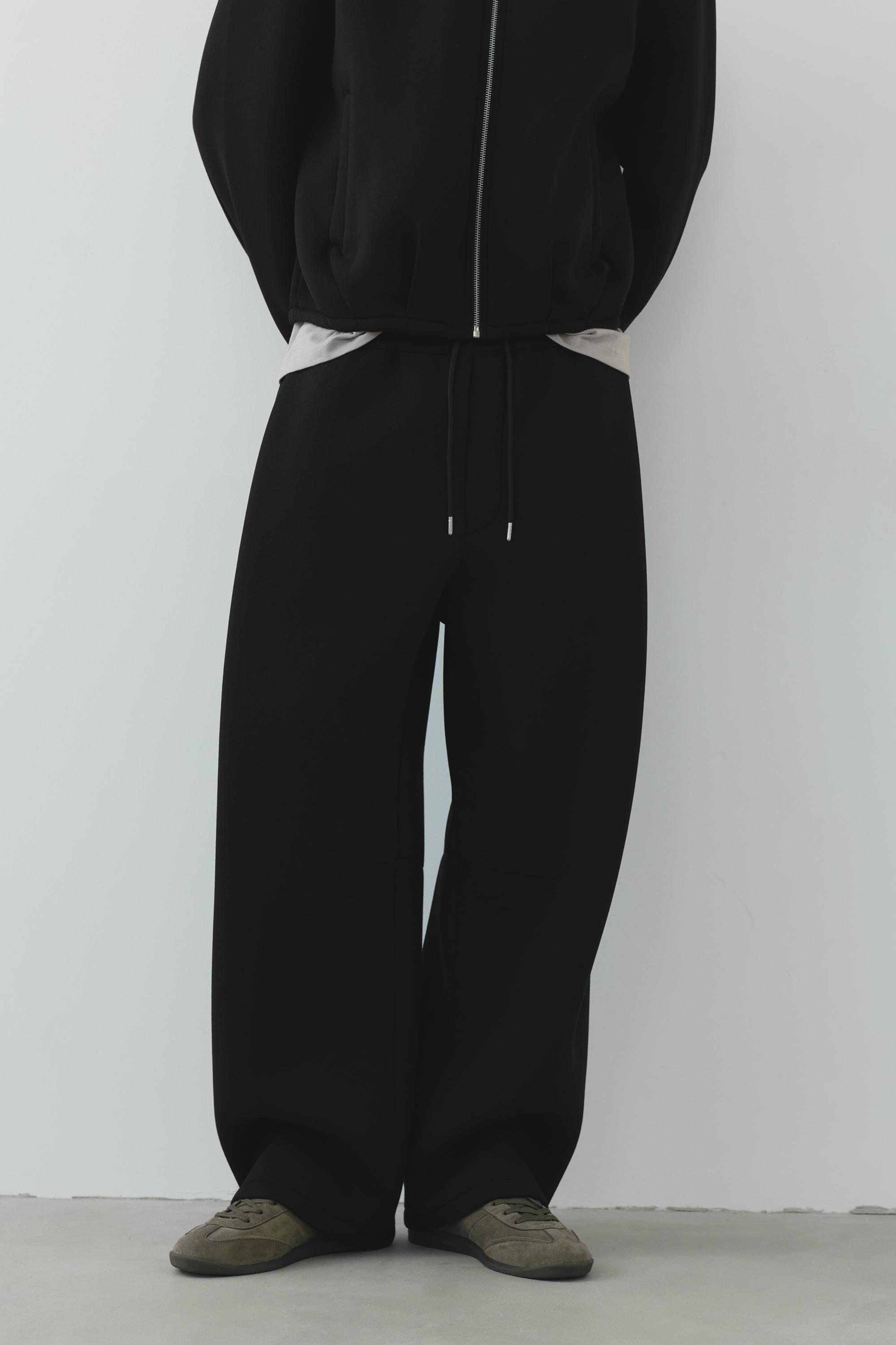 Relaxed fit sweatpants — Black