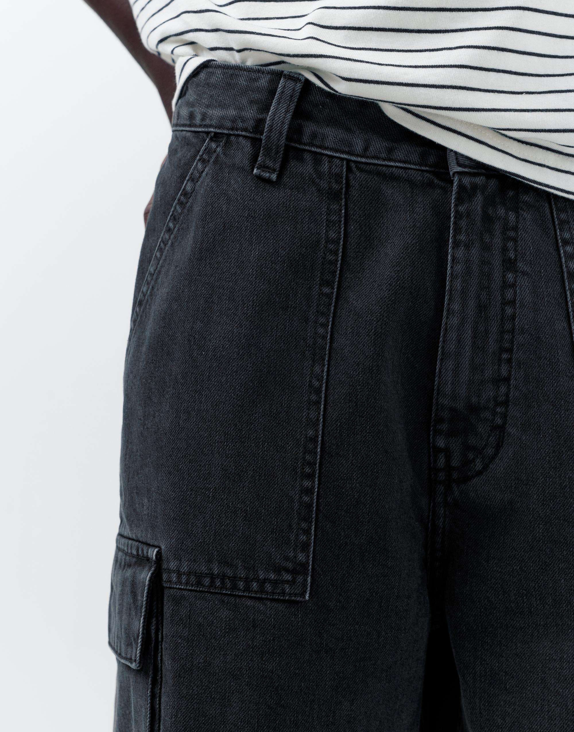 Baggy cargo Bermuda shorts — Faded black