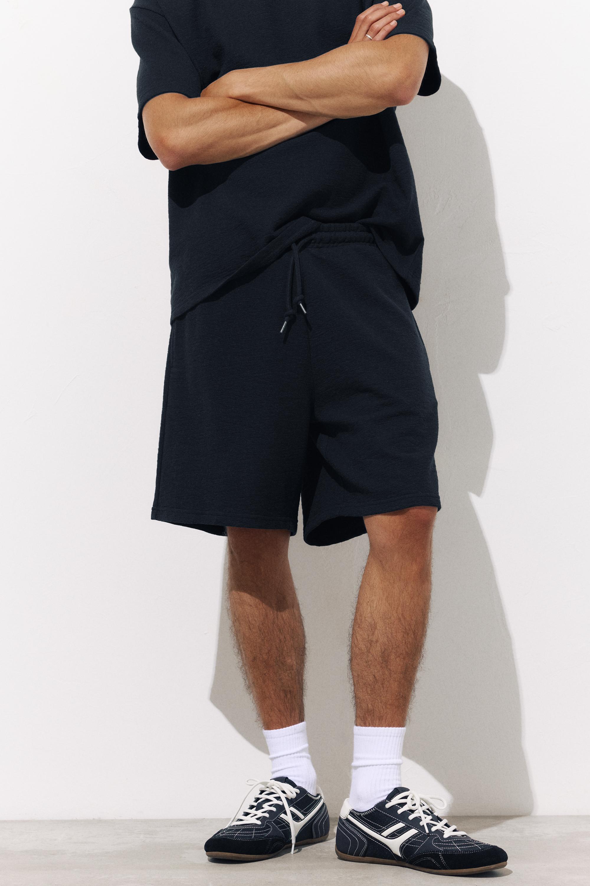 Kumaş dokulu jogger bermuda - Görsel 7